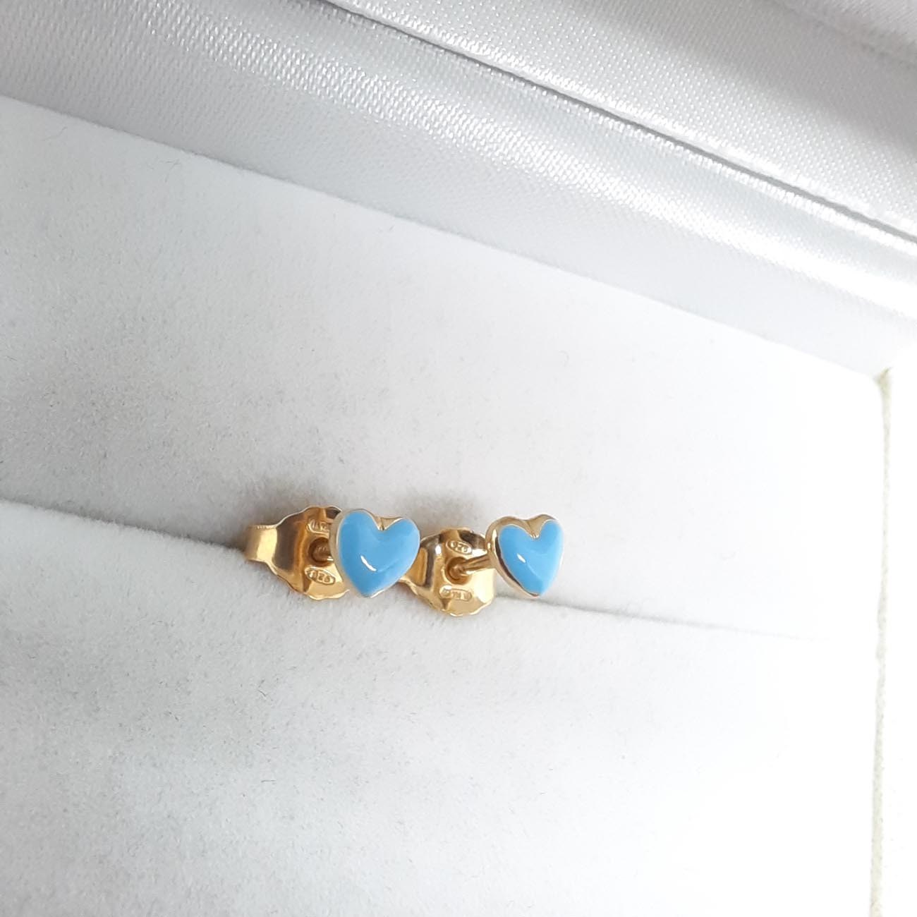 Σκουλαρίκια επίχρυσα γαλάζιες καρδούλες