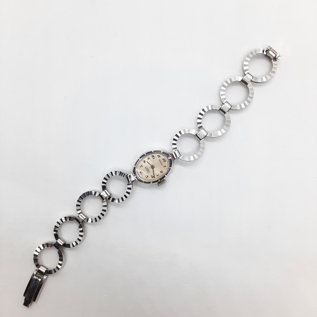 Vintage κουρδιστό ρολόι