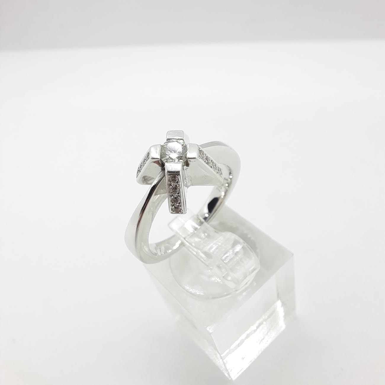 Δαχτυλίδι διαμάντι K18 imperiale