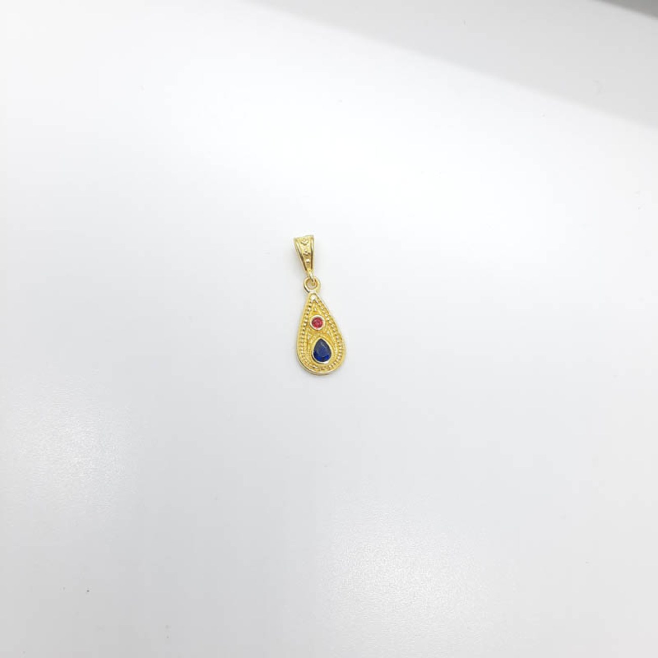 Μενταγιόν βυζαντινό δάκρυ επίχρυσο