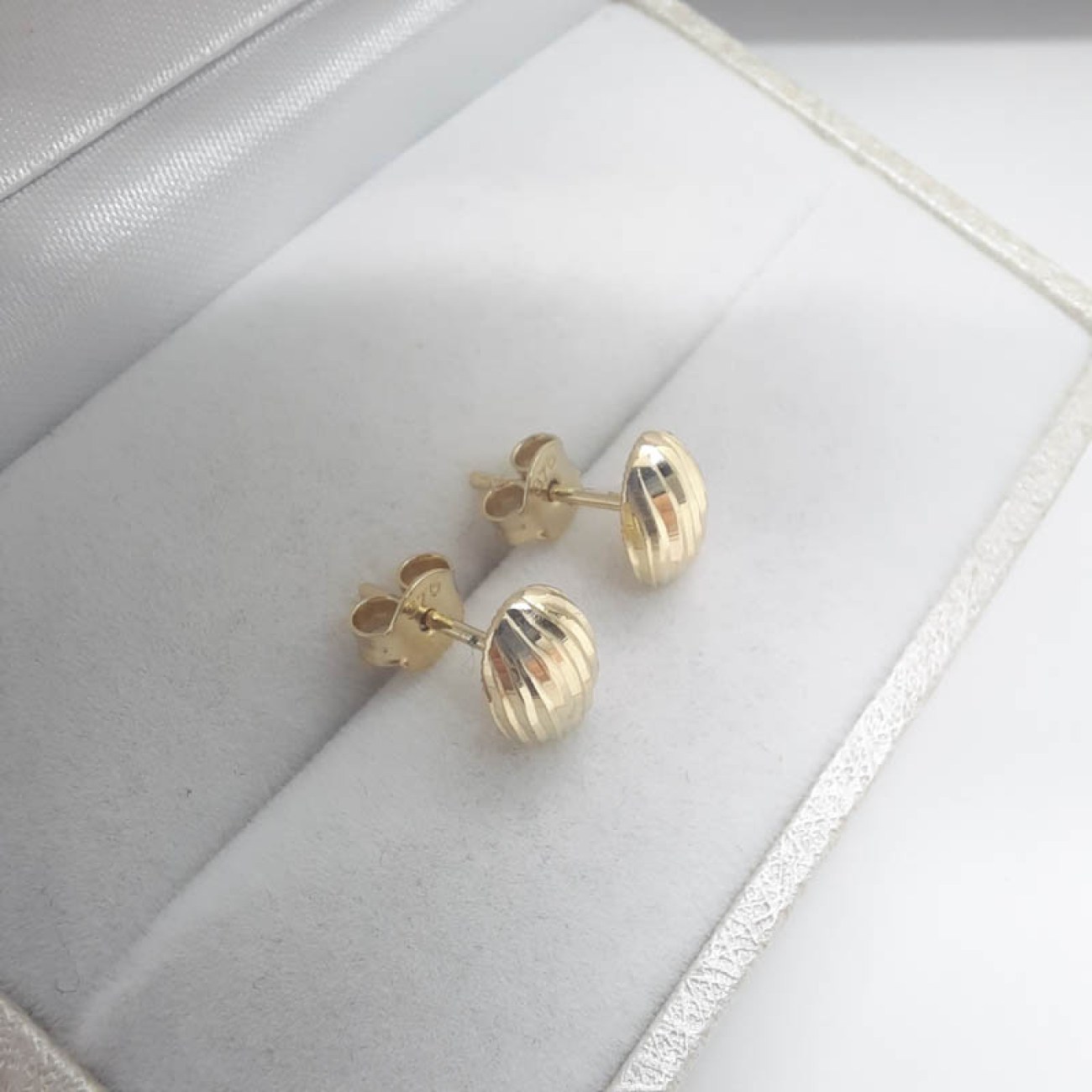 Σκουλαρίκια χρυσά shiny