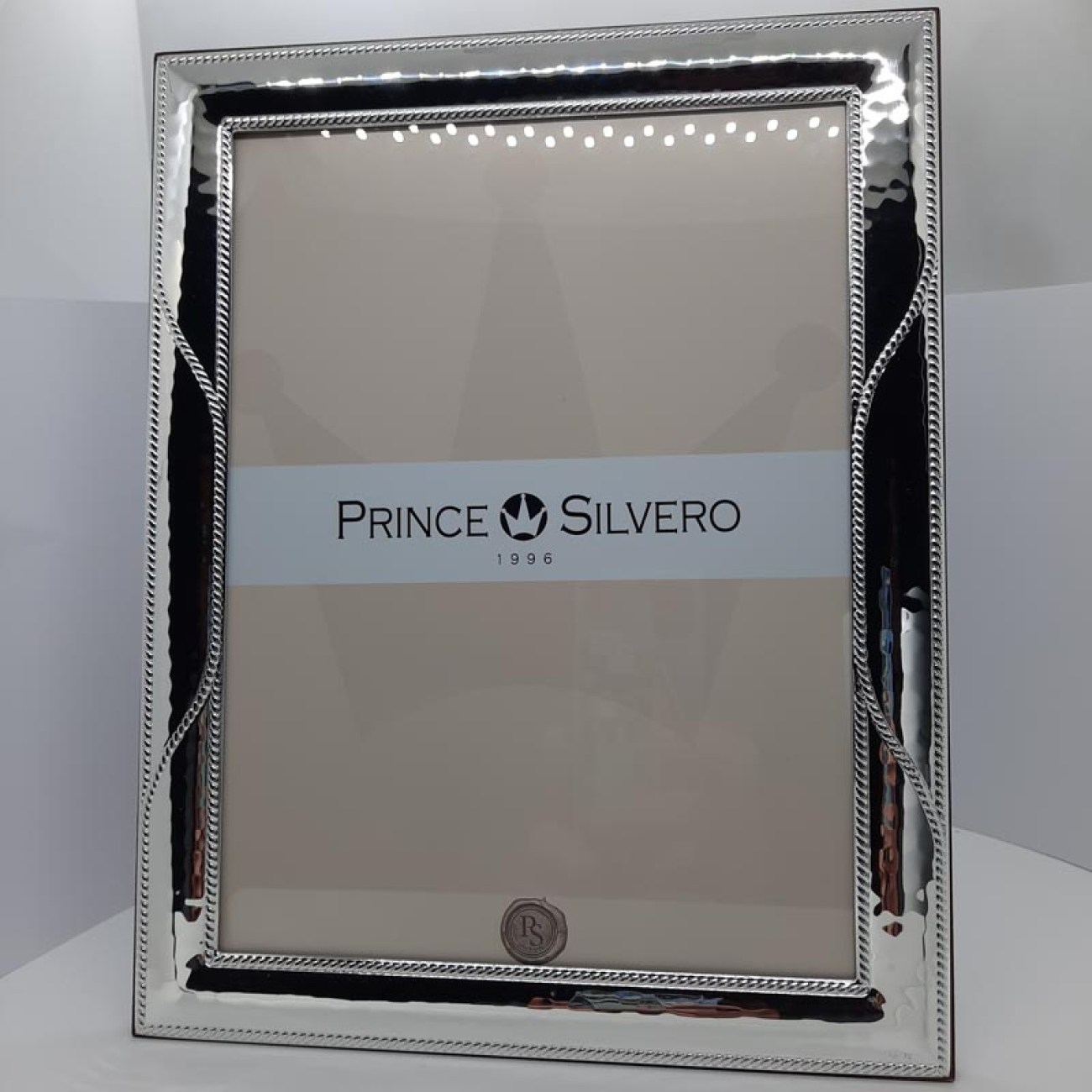 Κορνίζα ασημένια