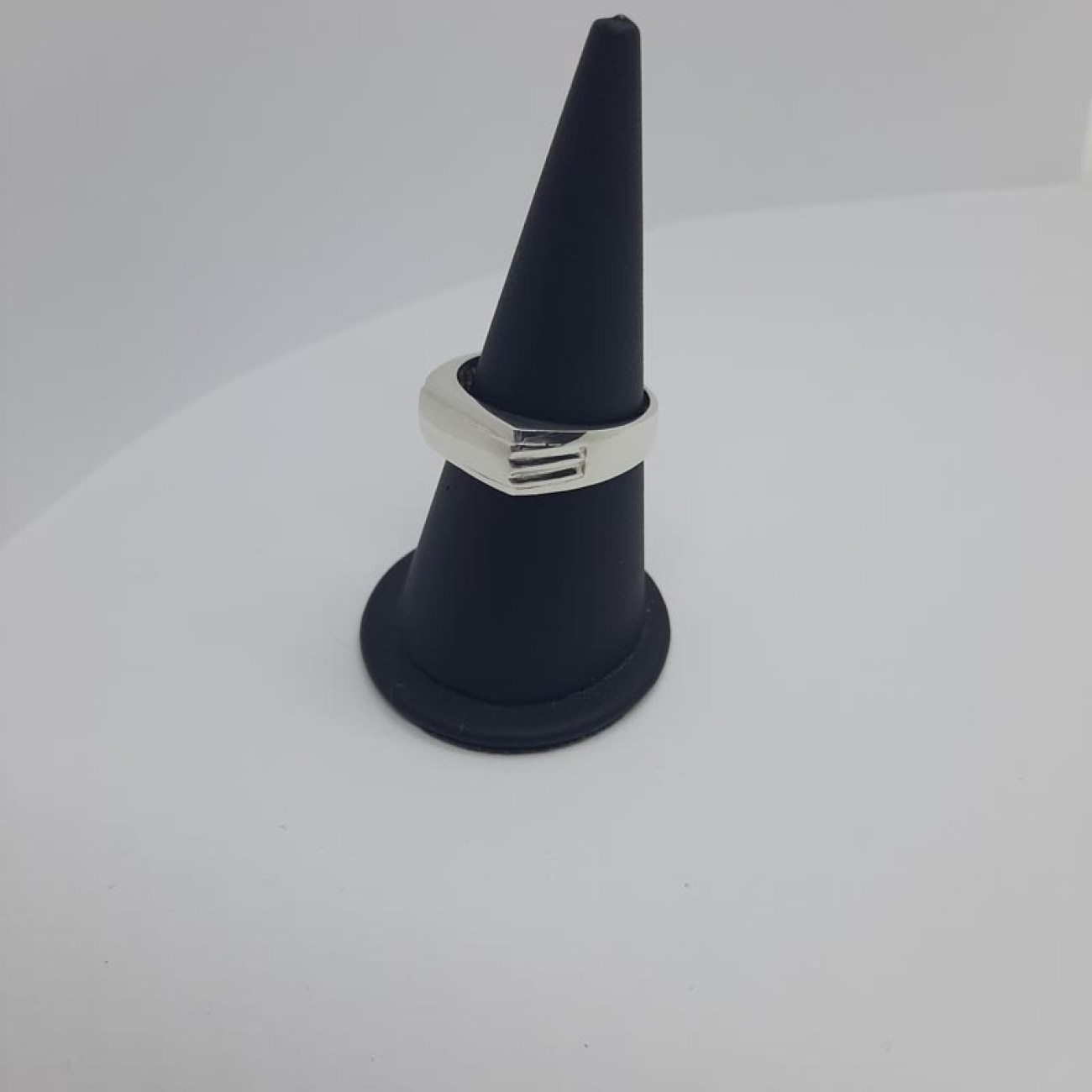 Ασημένιο δαχτυλίδι πλακέτα