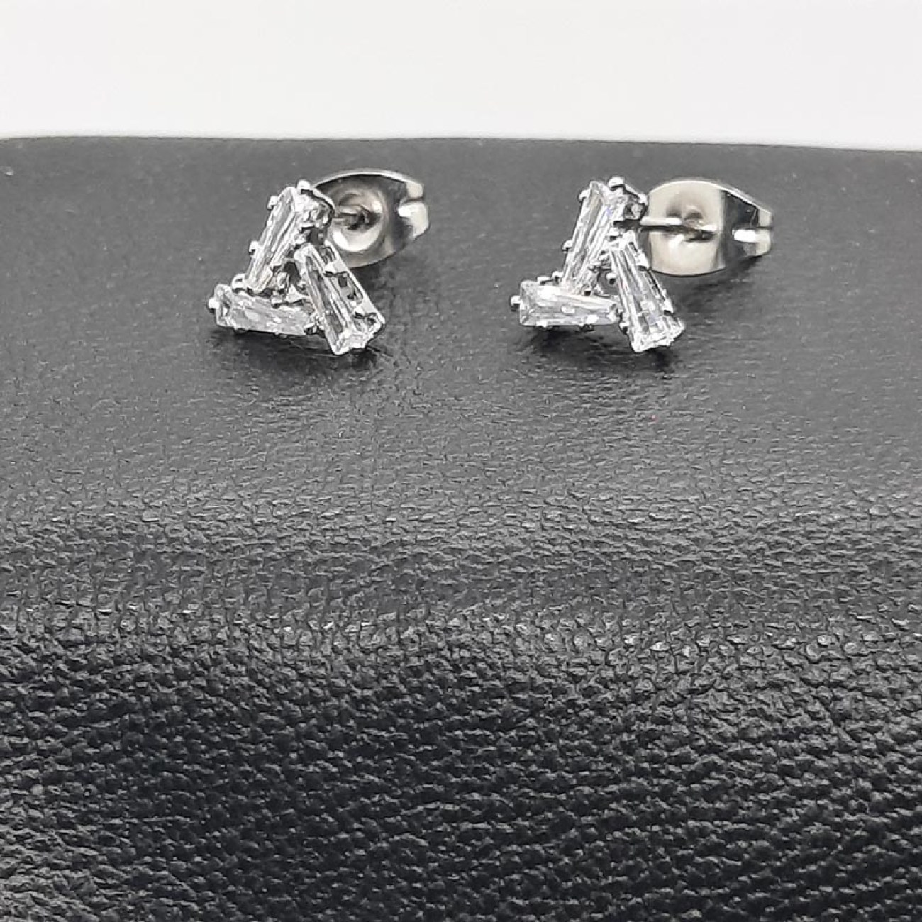 Σκουλαρίκια ασήμι 9.25 triangle