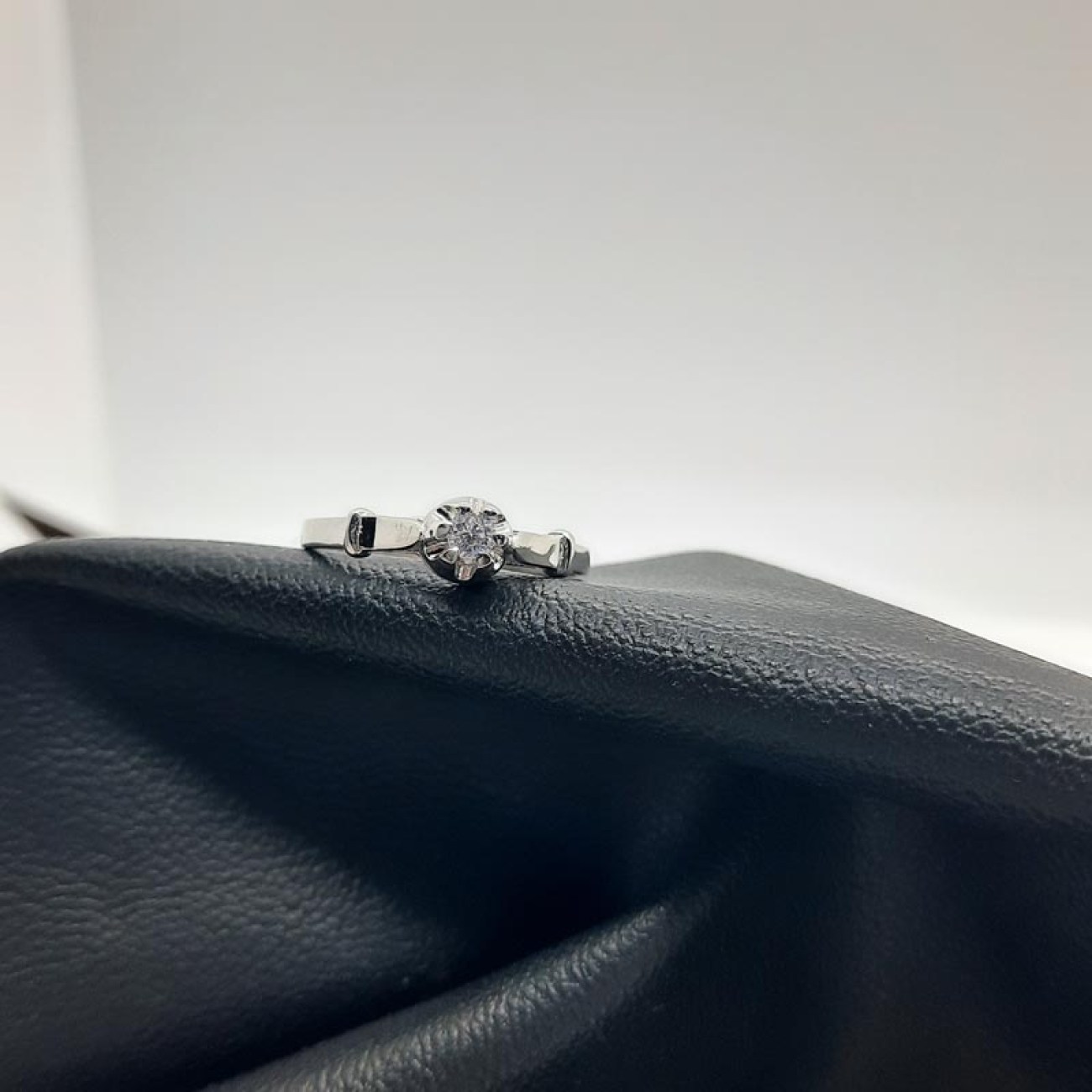 Δαχτυλίδι μονόπετρο ασήμι 9.25