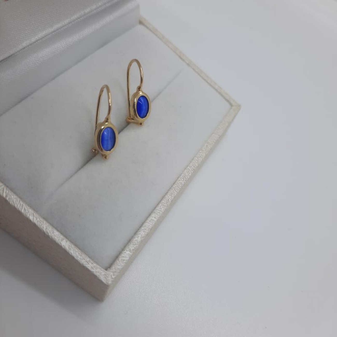 Χρυσά σκουλαρίκια κρεμαστά μπλε