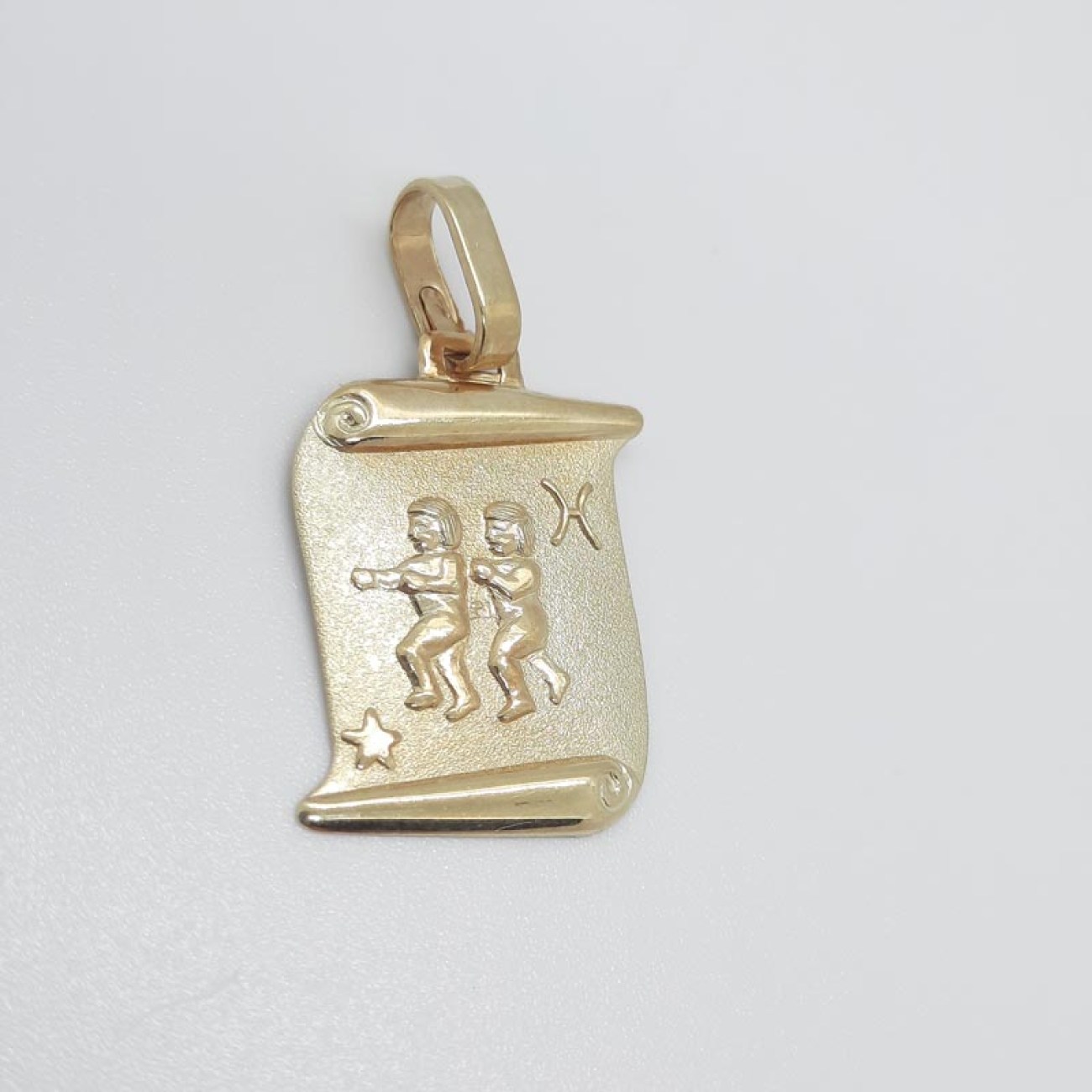 ΔΙΔΥΜΟΙ χρυσό μενταγιόν Κ14