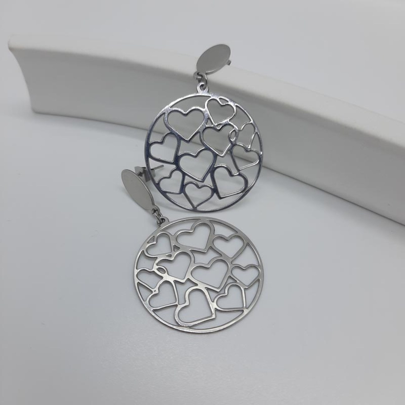 Σκουλαρίκια ατσάλι δίσκος με καρδιές