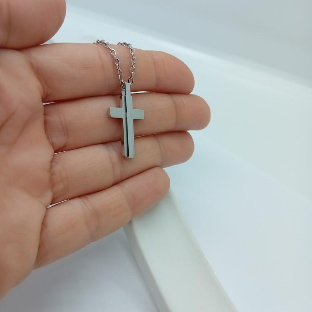 Σταυρός ατσάλι με αλυσίδα