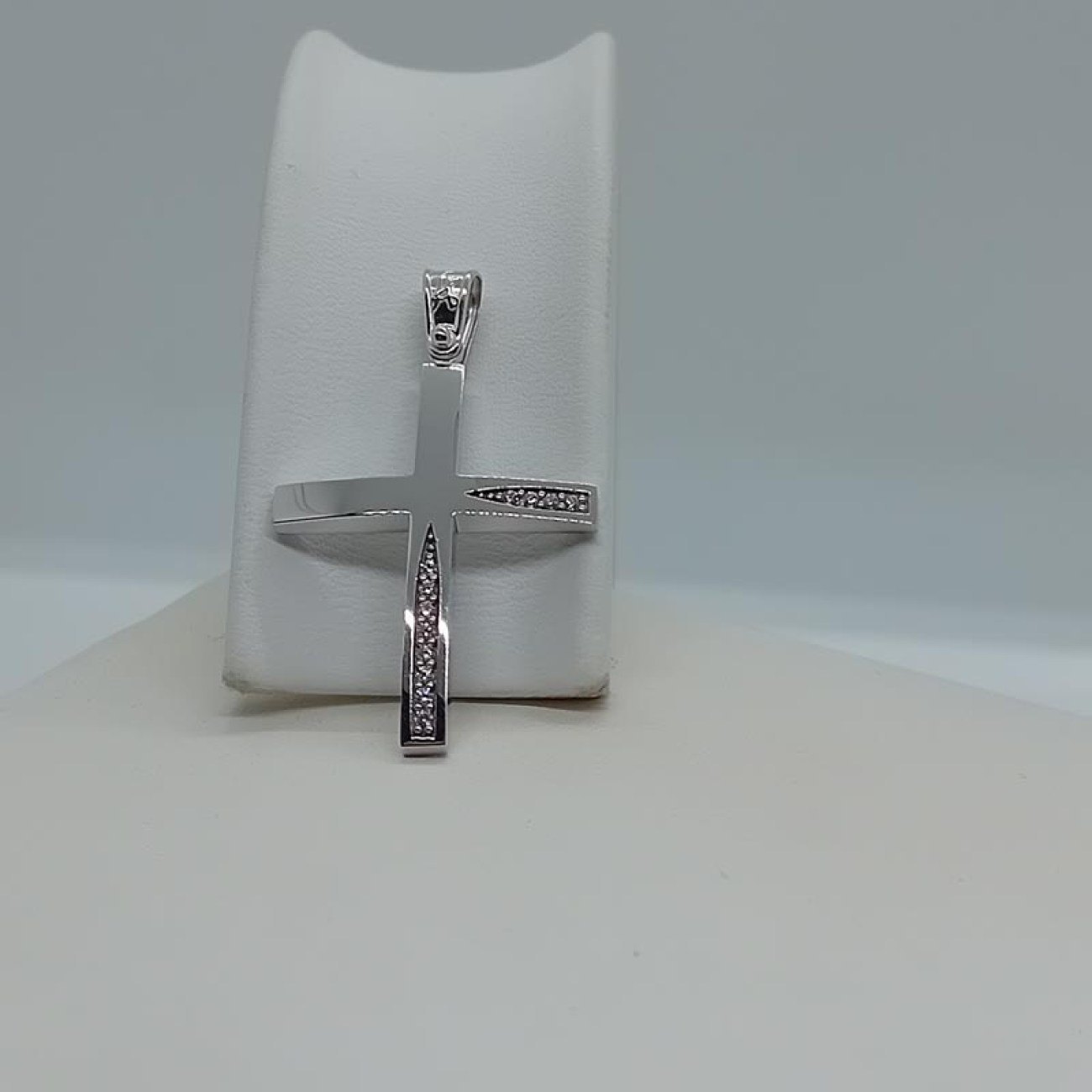 Βαπτιστικός σταυρός λευκόχρυσος beauty K9