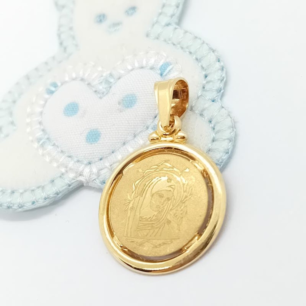 Χρυσό φυλαχτό Παναγίτσα K14