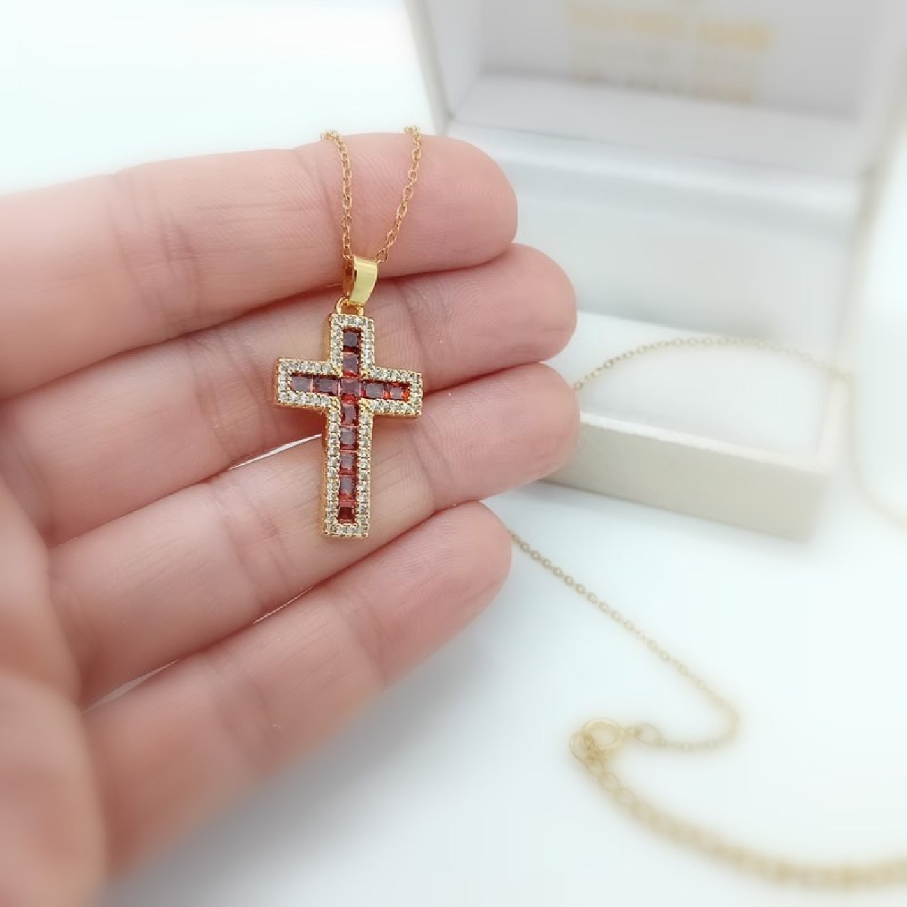 Σταυρός με αλυσίδα επίχρυσος κόκκινα ζιργκόν