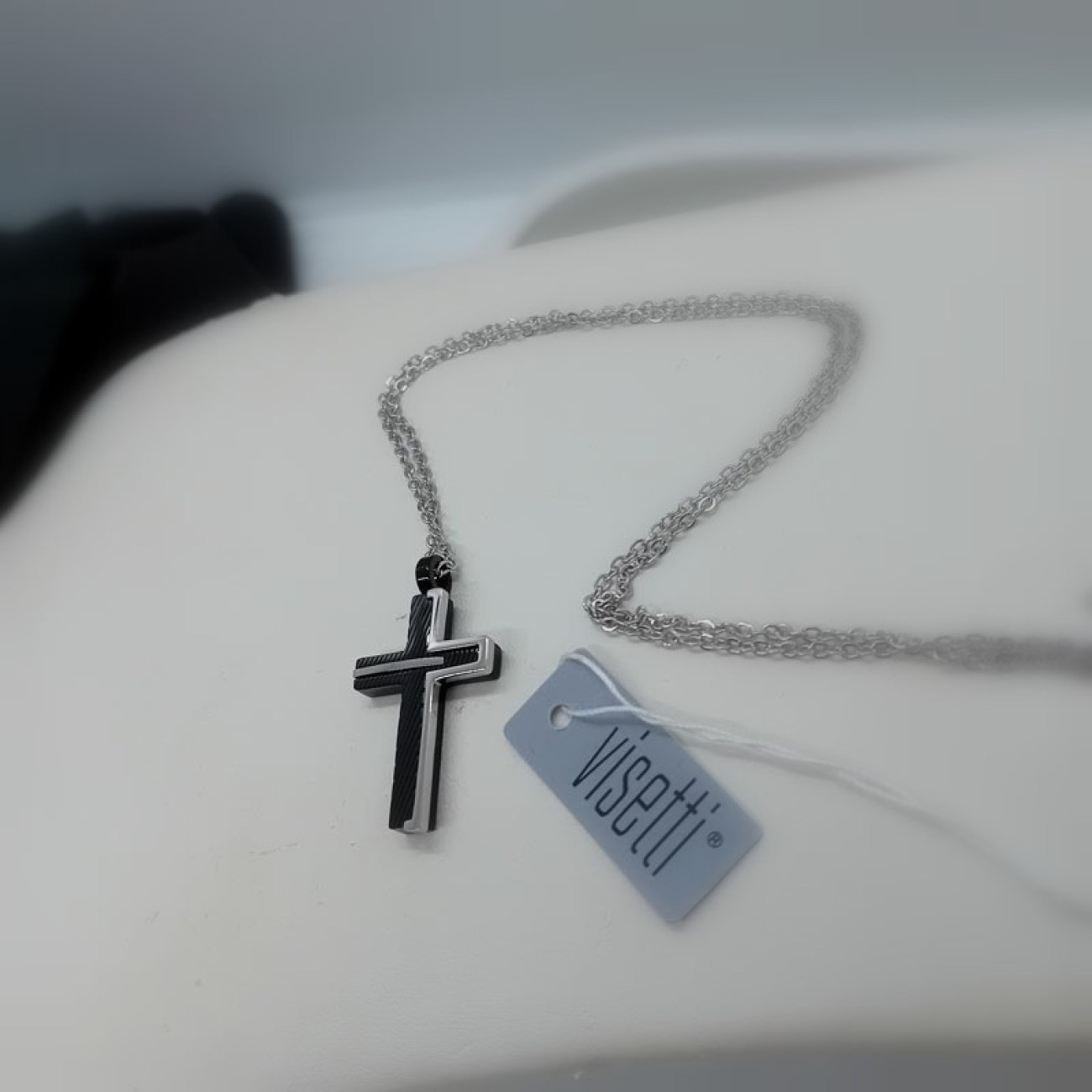 Σταυρός μαύρο ατσάλι με αλυσίδα 