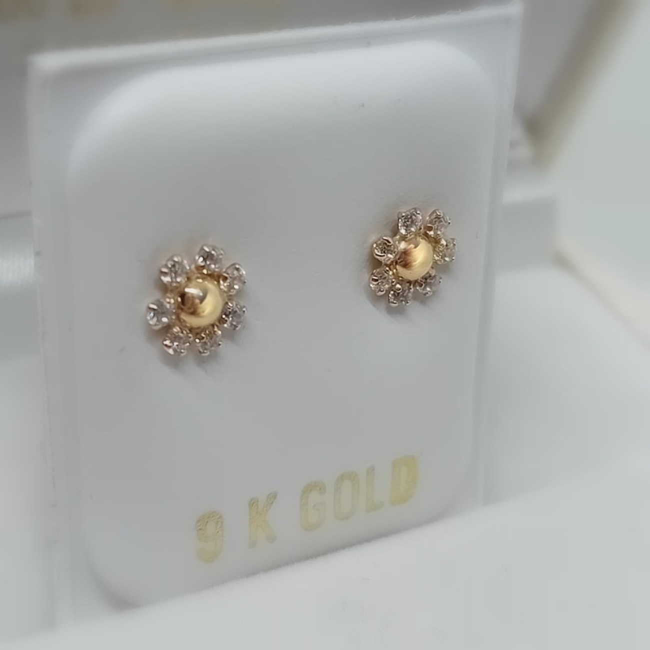 Χρυσά σκουλαρίκια αστραφτερά λουλούδια Κ9
