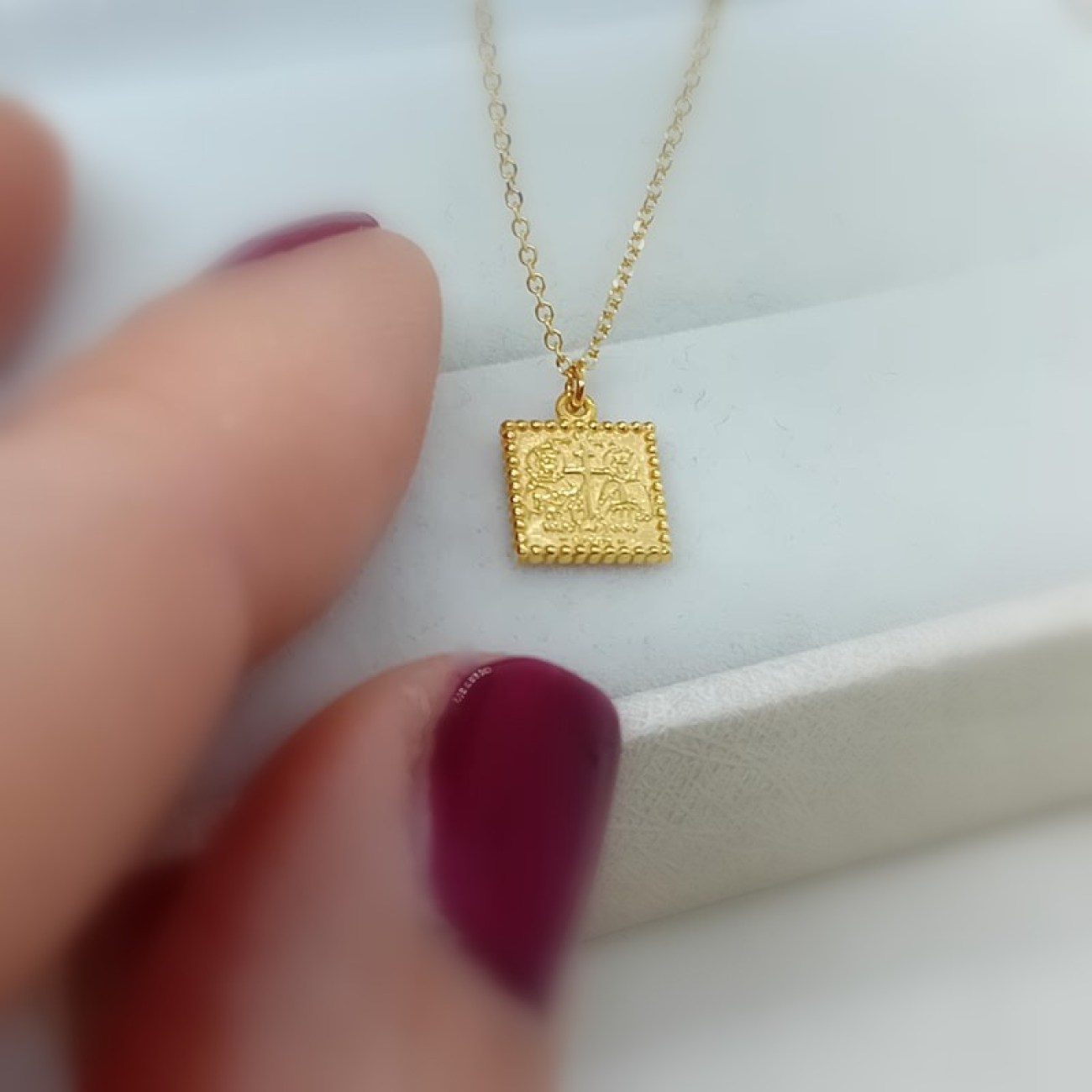 Κολιέ με μικρό ΚΩΝΣΤΑΝΤΙΝΑΤΟ χρυσό Κ9