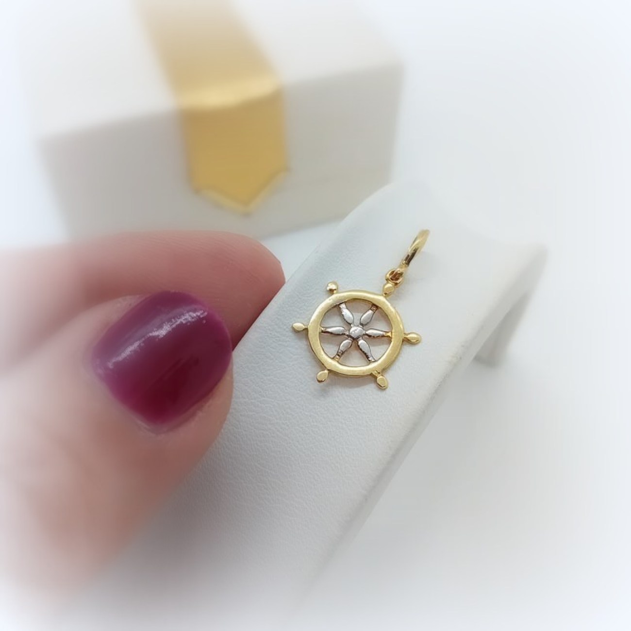 Χρυσό μενταγιόν ναυτικό τιμόνι Κ14