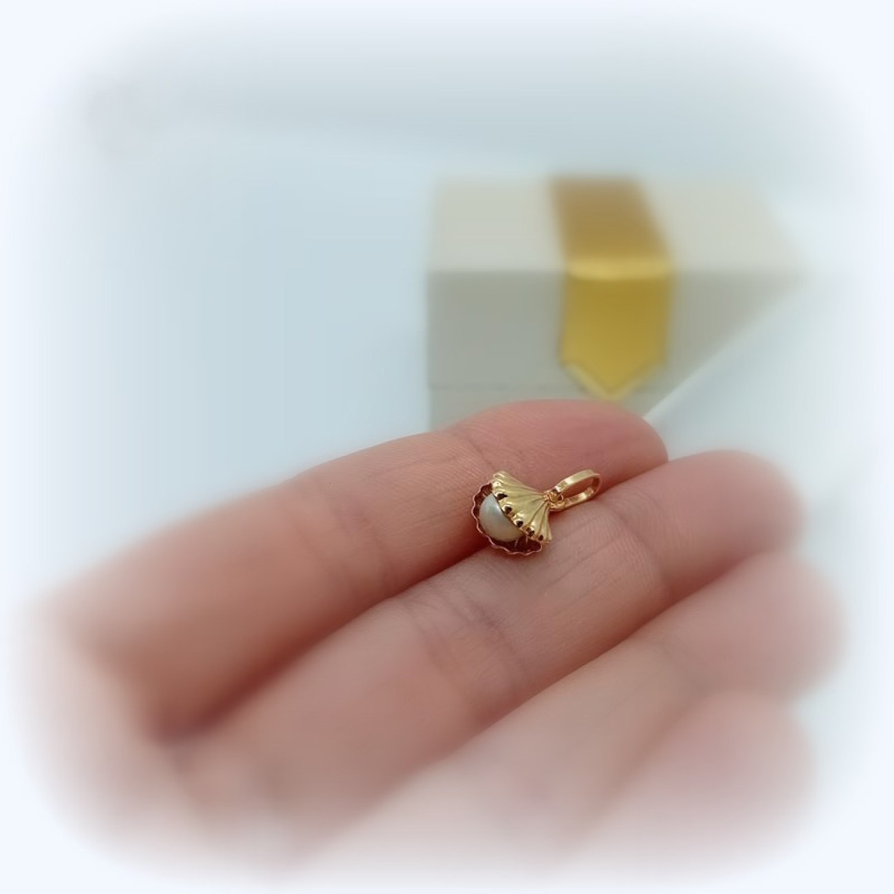 Χρυσό κοχύλι με μαργαριτάρι Κ14