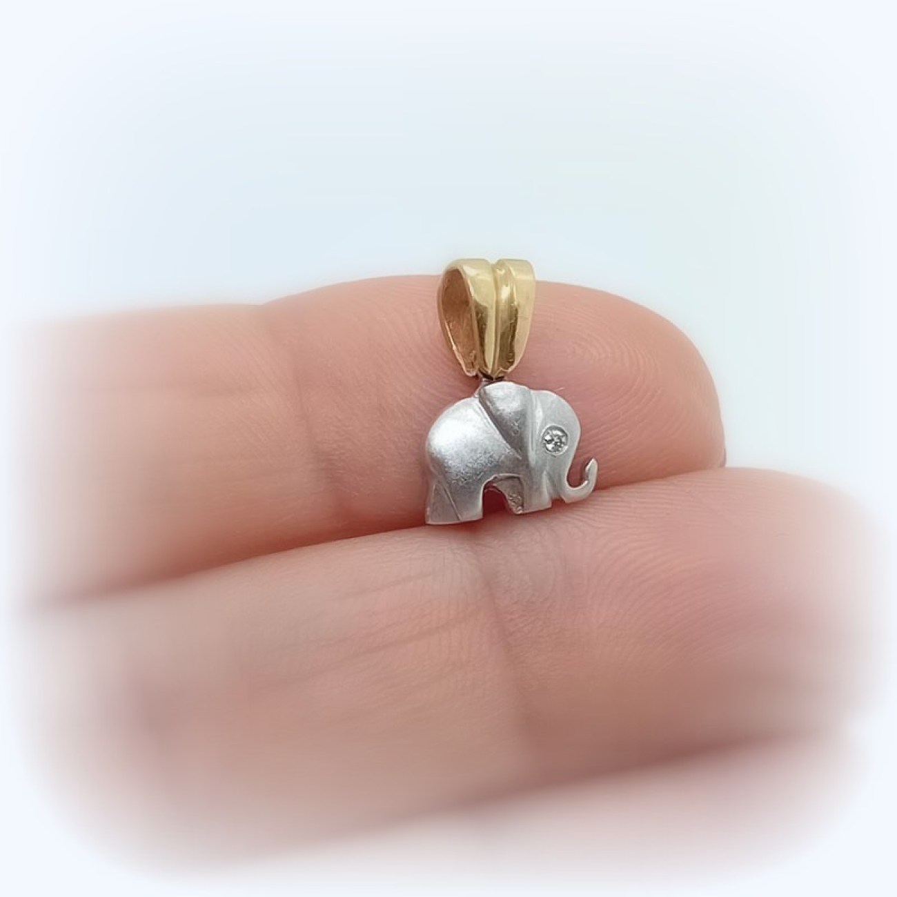 Λευκόχρυσο τυχερό ελεφαντάκι Κ14