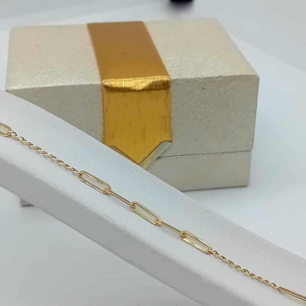 249b0711-9ed7-44f9-91ca-e5d971c4f20b