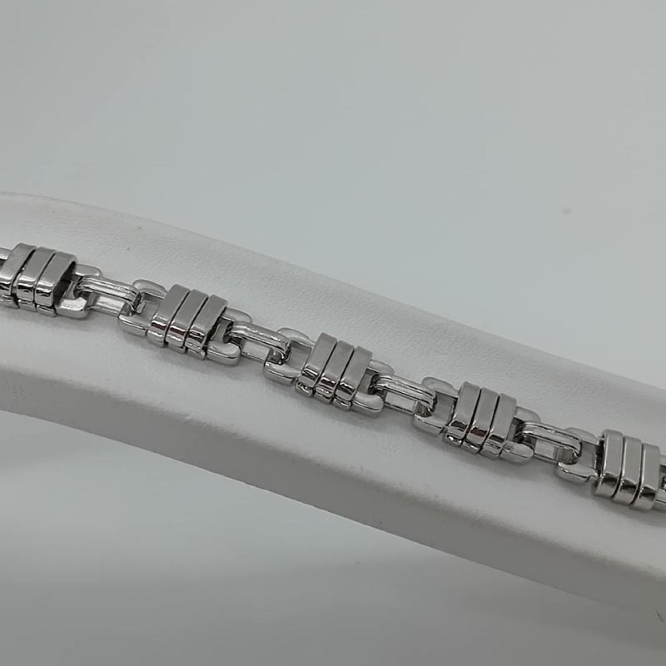 347845ec-df37-4b6e-8ca9-9fa212b5c5c6_1