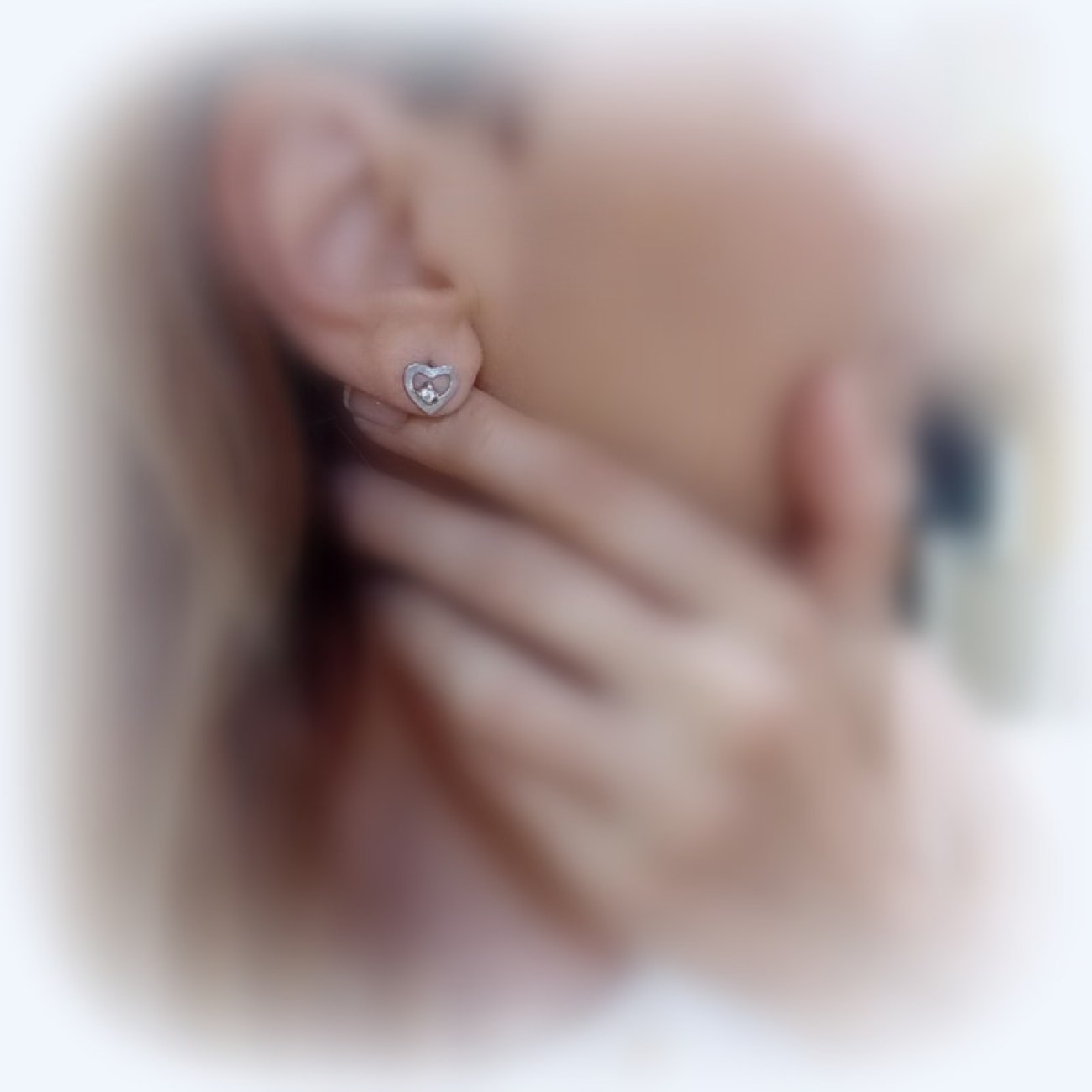 Σκουλαρίκια καρδούλα από ασήμι με 1 ζιργκόν