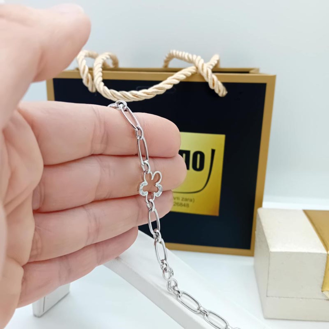 Βραχιόλι λευκόχρυσο αλυσίδα με άνθος Κ14 