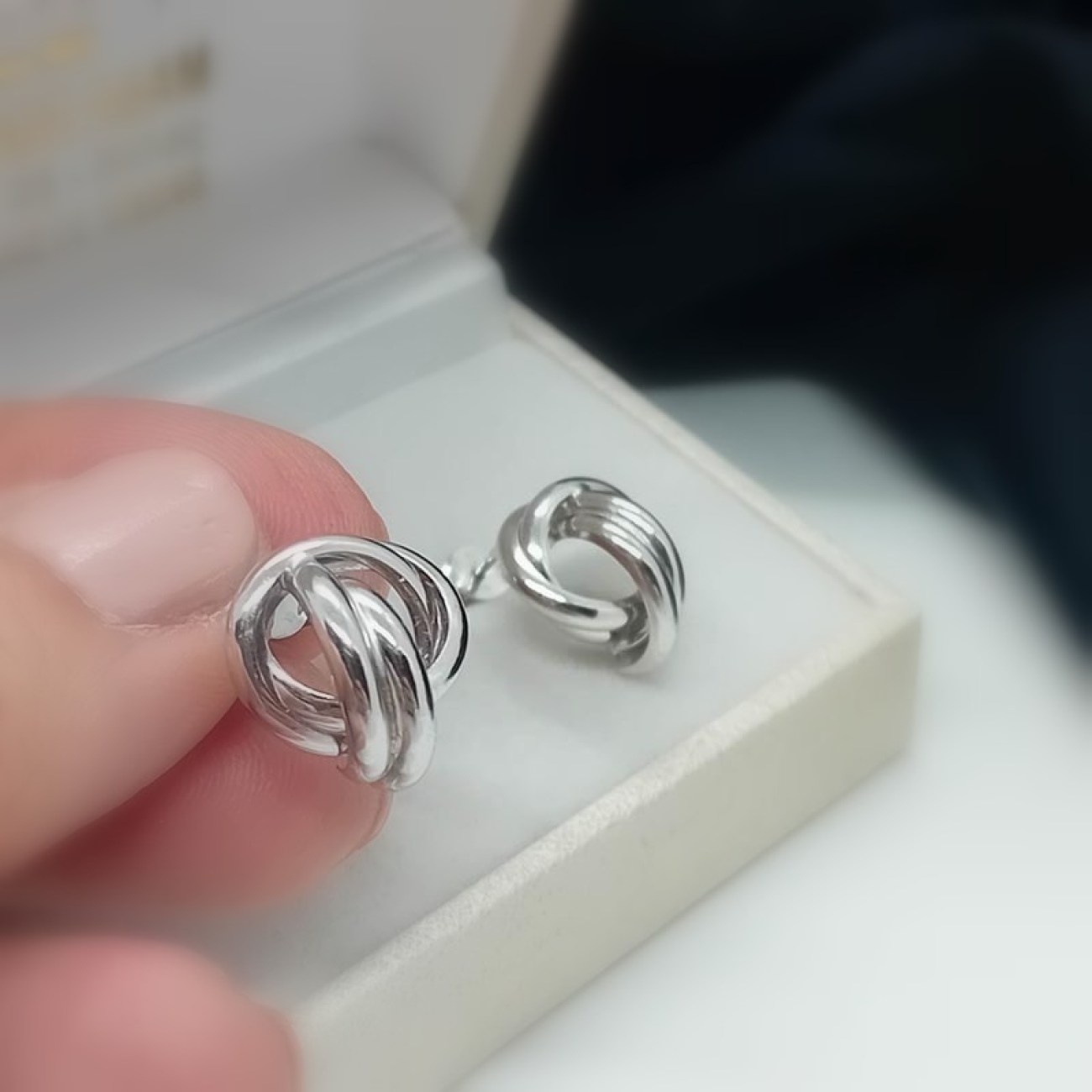 3ac26870-5d3f-4bee-9191-642f0f92c427