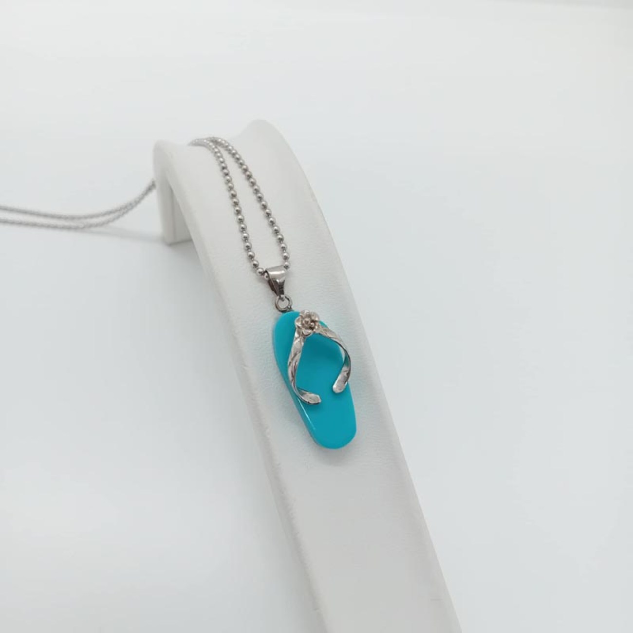 Κολιέ ασημένιο με τυρκουάζ τρισδιάστατο σανδάλι 