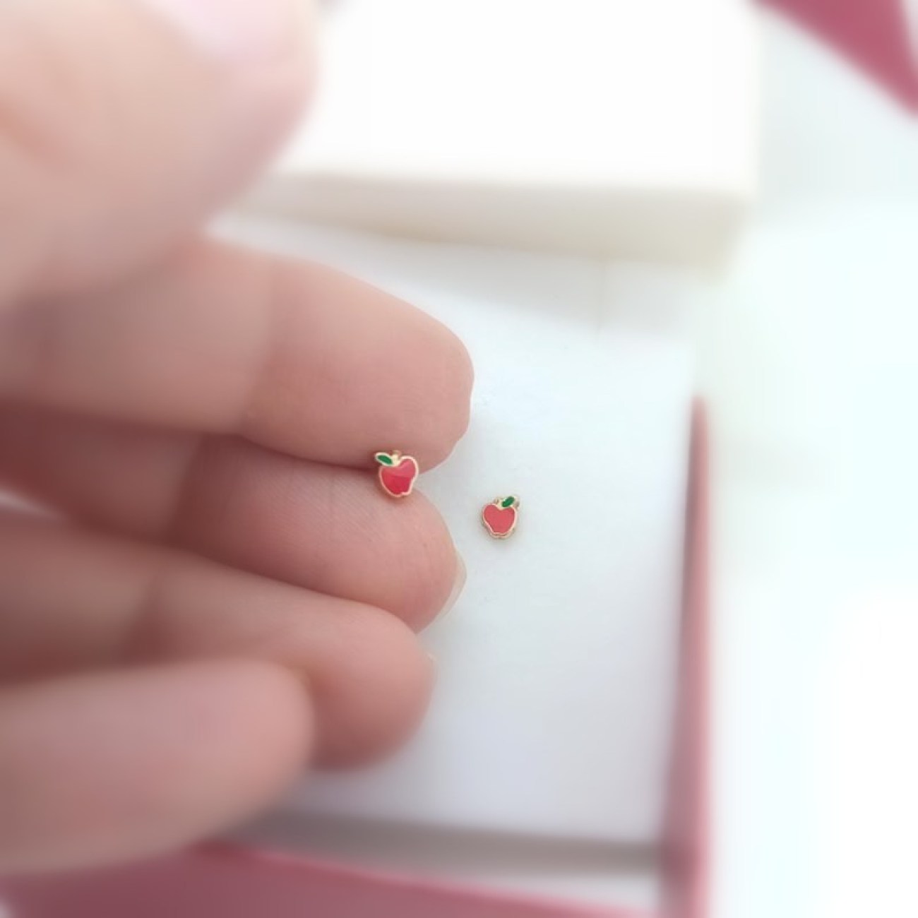 3b72ae3c-b448-41d6-8beb-477da392a3f6