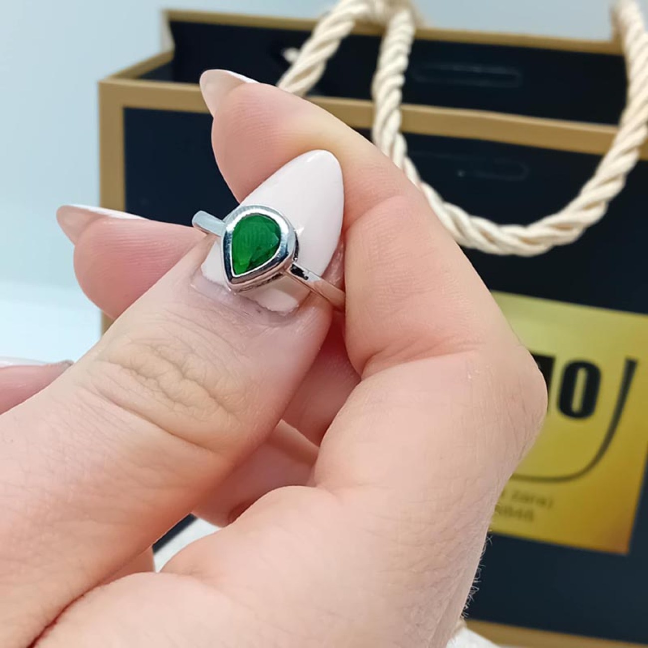 Δαχτυλίδι ασήμι 9.25 πράσινο δάκρυ