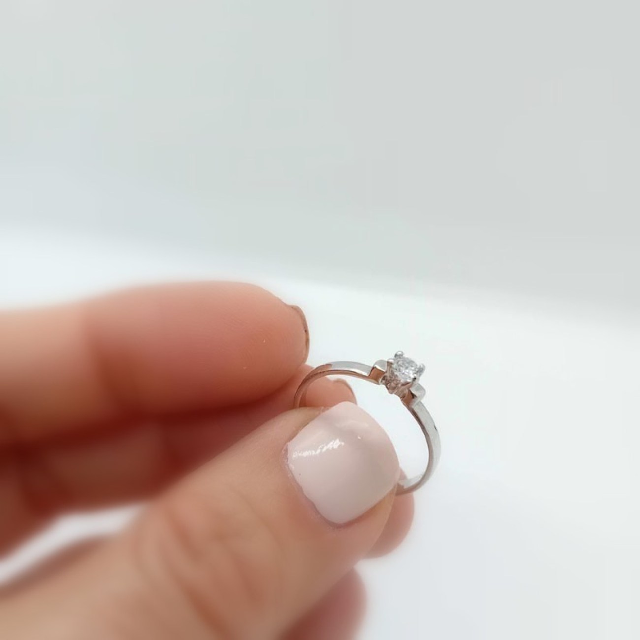 Δαχτυλίδι μονόπετρο με λευκό ζιργκόν delicate Κ14 