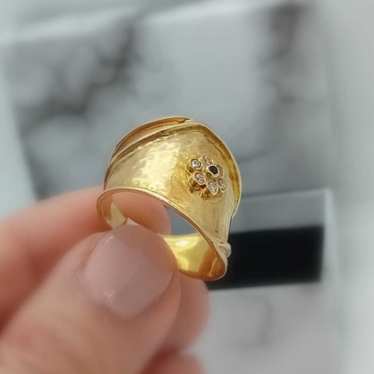 468f1406-a035-4b8d-bb32-e04818abd1bf