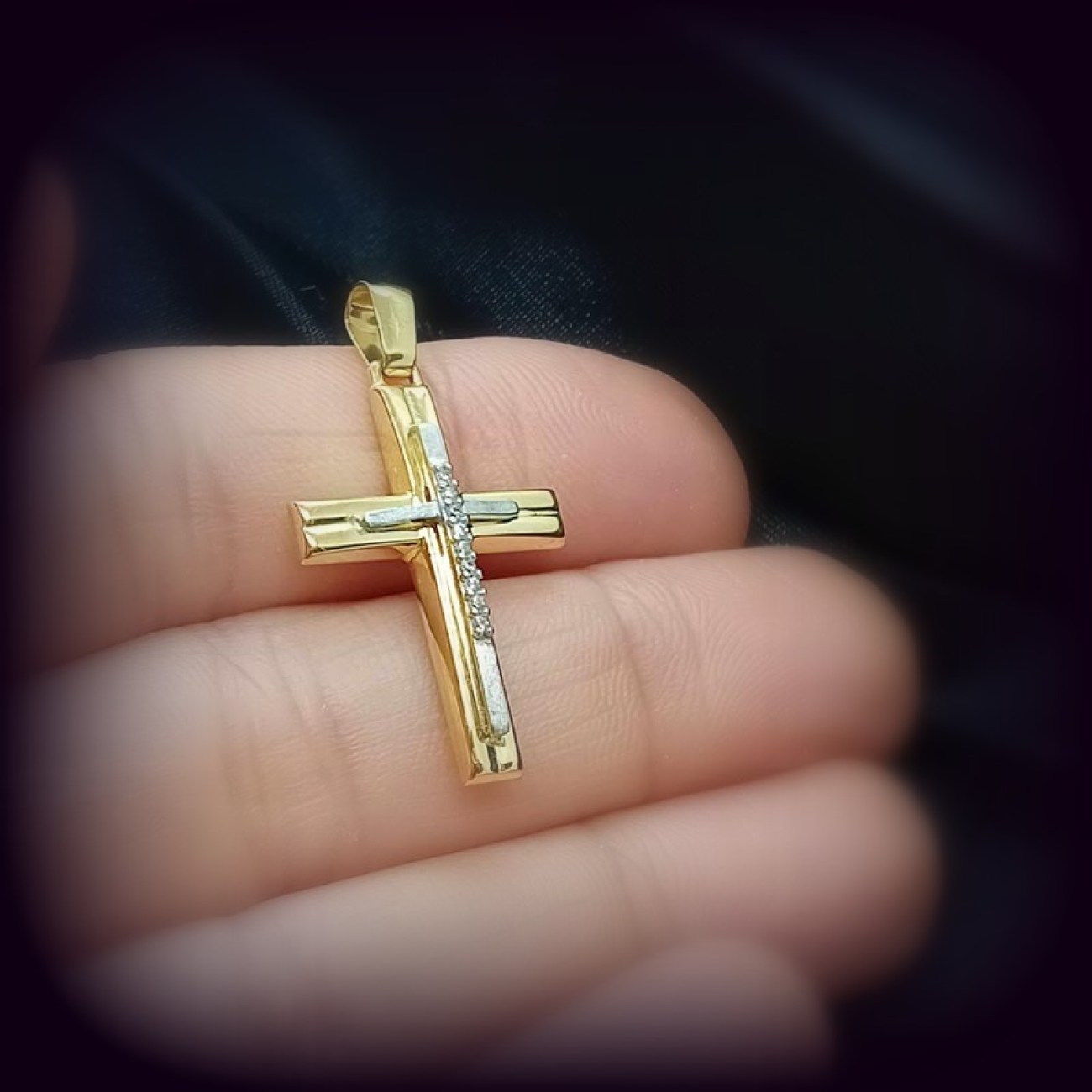 Βαπτιστικός χρυσός σταυρός γυναικείος