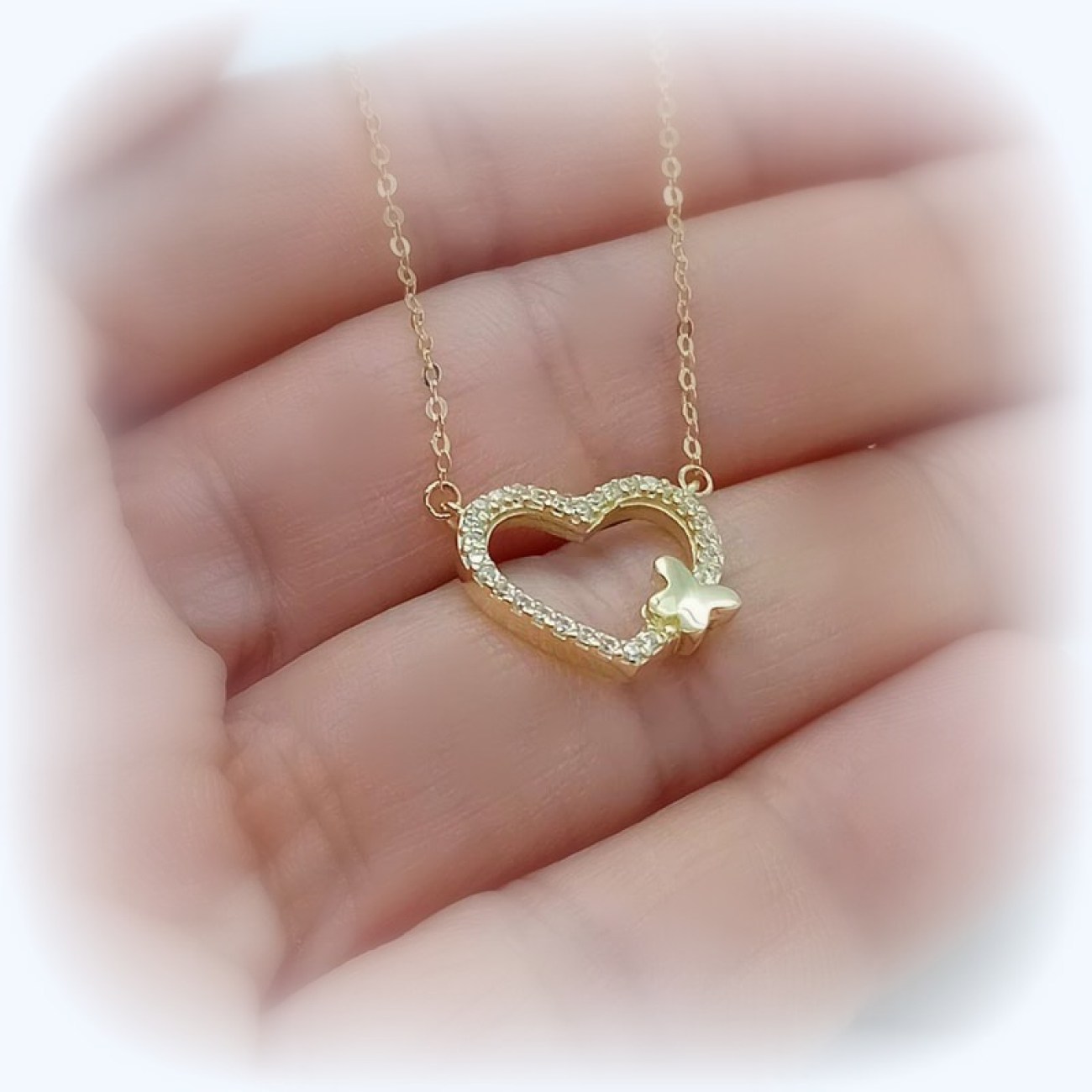 ΚΟΛΙΕ χρυσό με καρδιά και πεταλουδίτσα