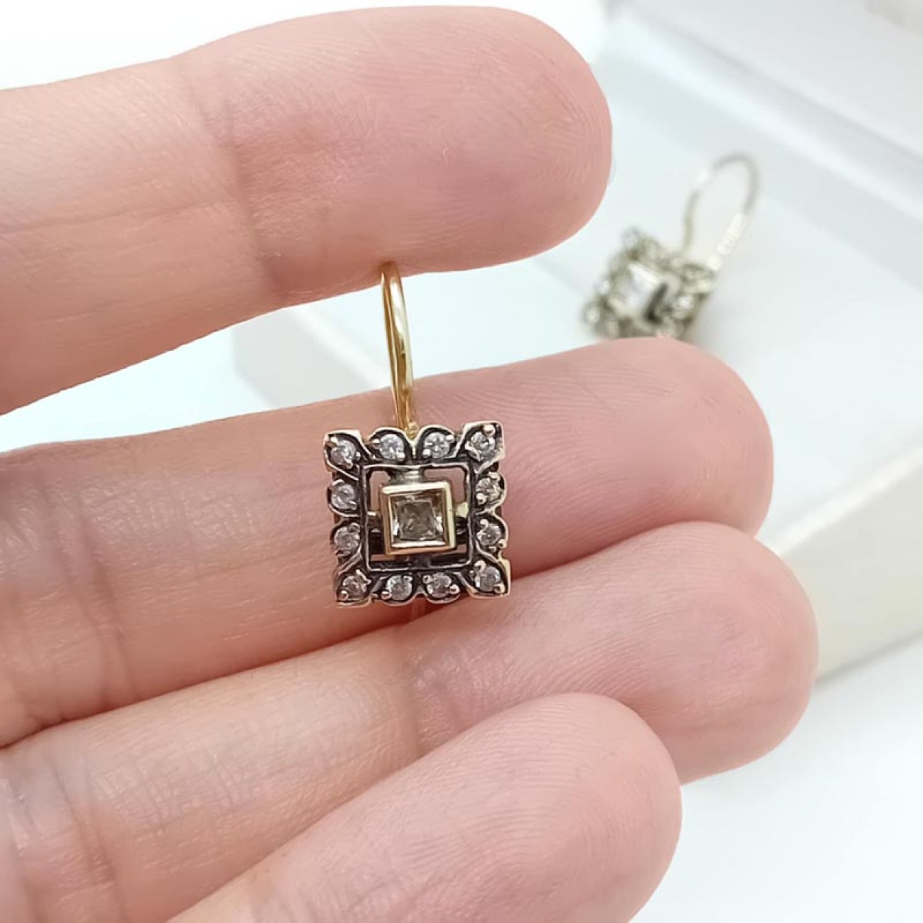 490b9e41-3d97-4dc5-a65a-86cbcafe5b1d