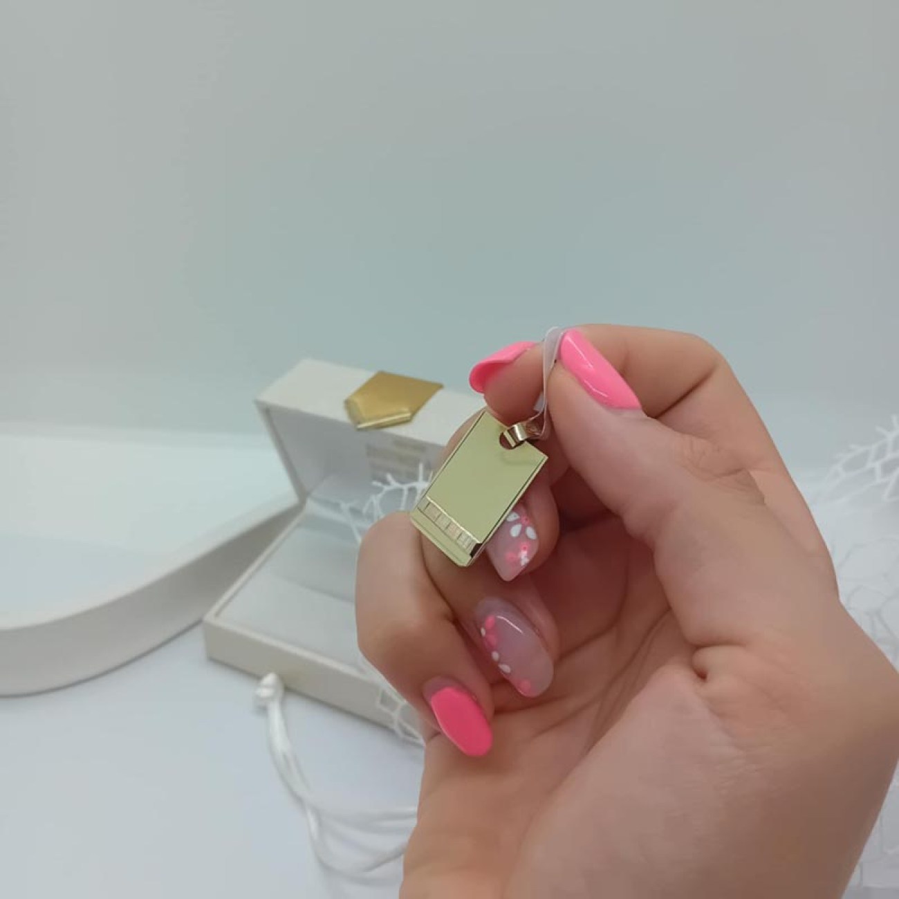 ΧΡΥΣΗ ΠΛΑΚΕΤΑ λαιμού Κ14