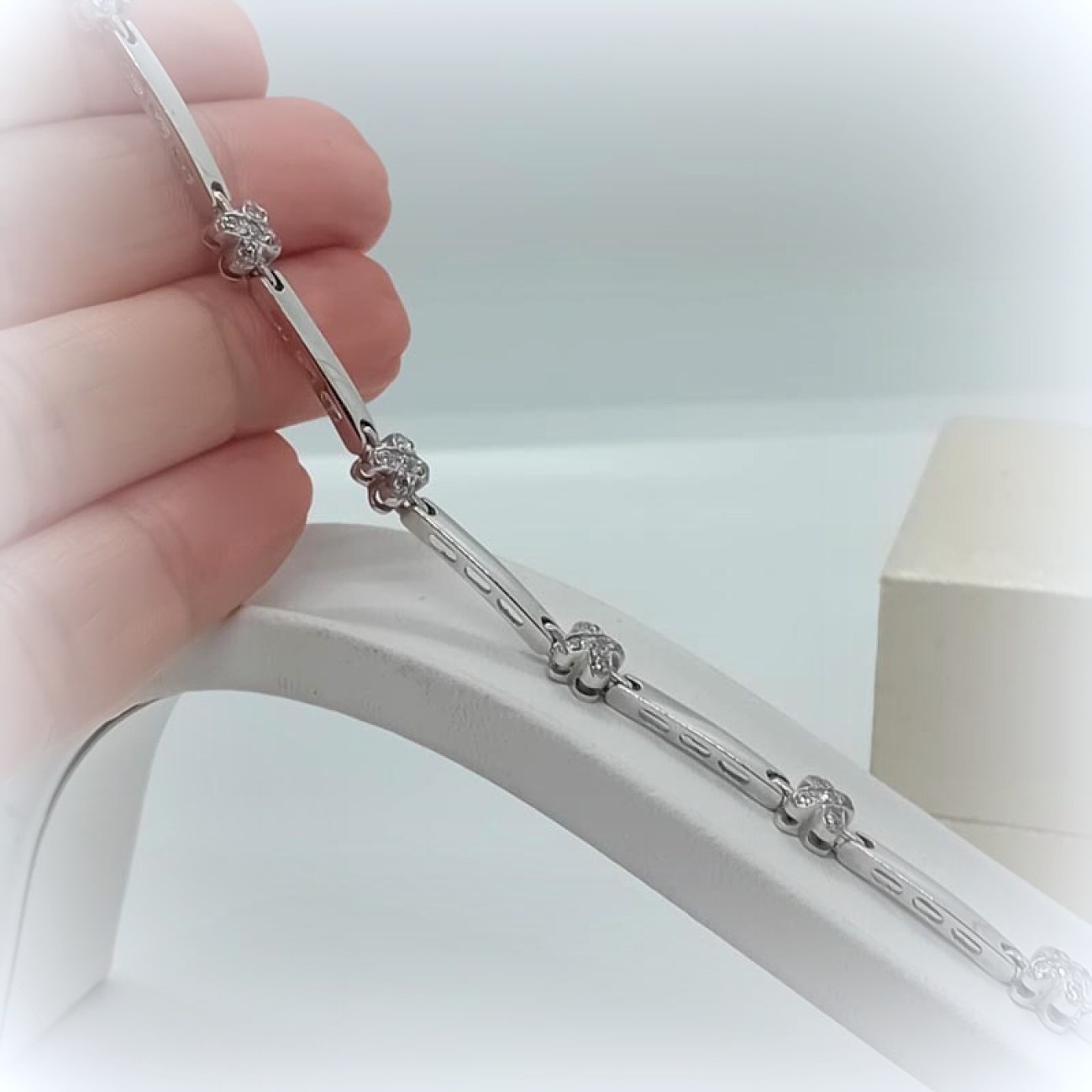 Λευκόχρυσο βραχιόλι ΣΠΑΣΤΗ ΑΛΥΣΙΔΑ Κ14 ζιργκόν