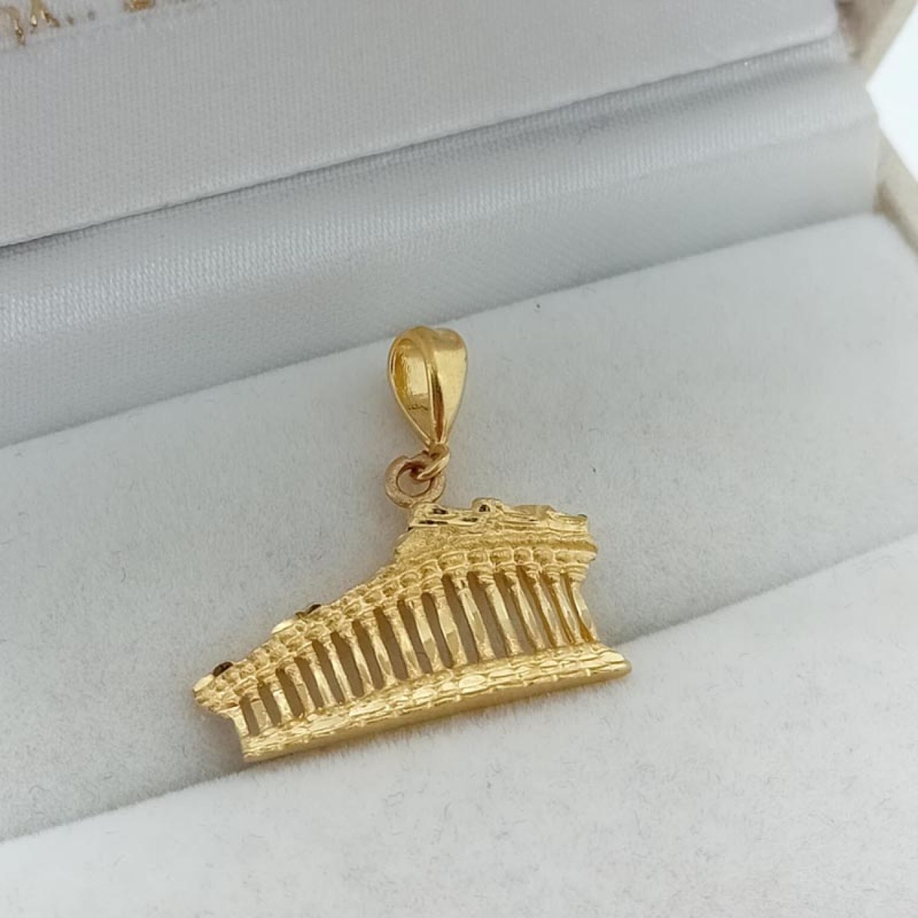 5c6b6bc6-1c05-45bd-8ff8-1a7c88c415bd