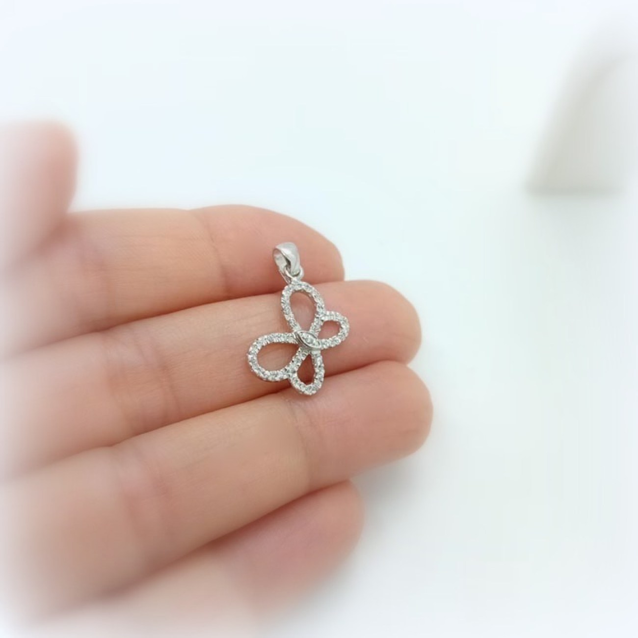 624e6319-0b0c-49fa-b47f-87b2198a960b