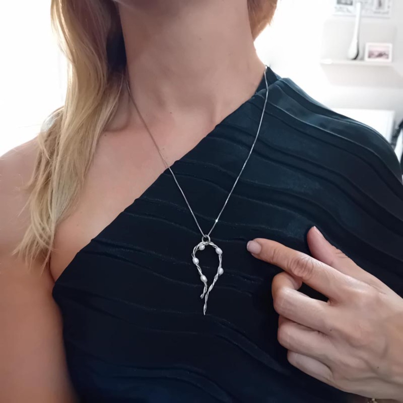 6ac7f775-822d-4c00-bb15-9e5d096a367b