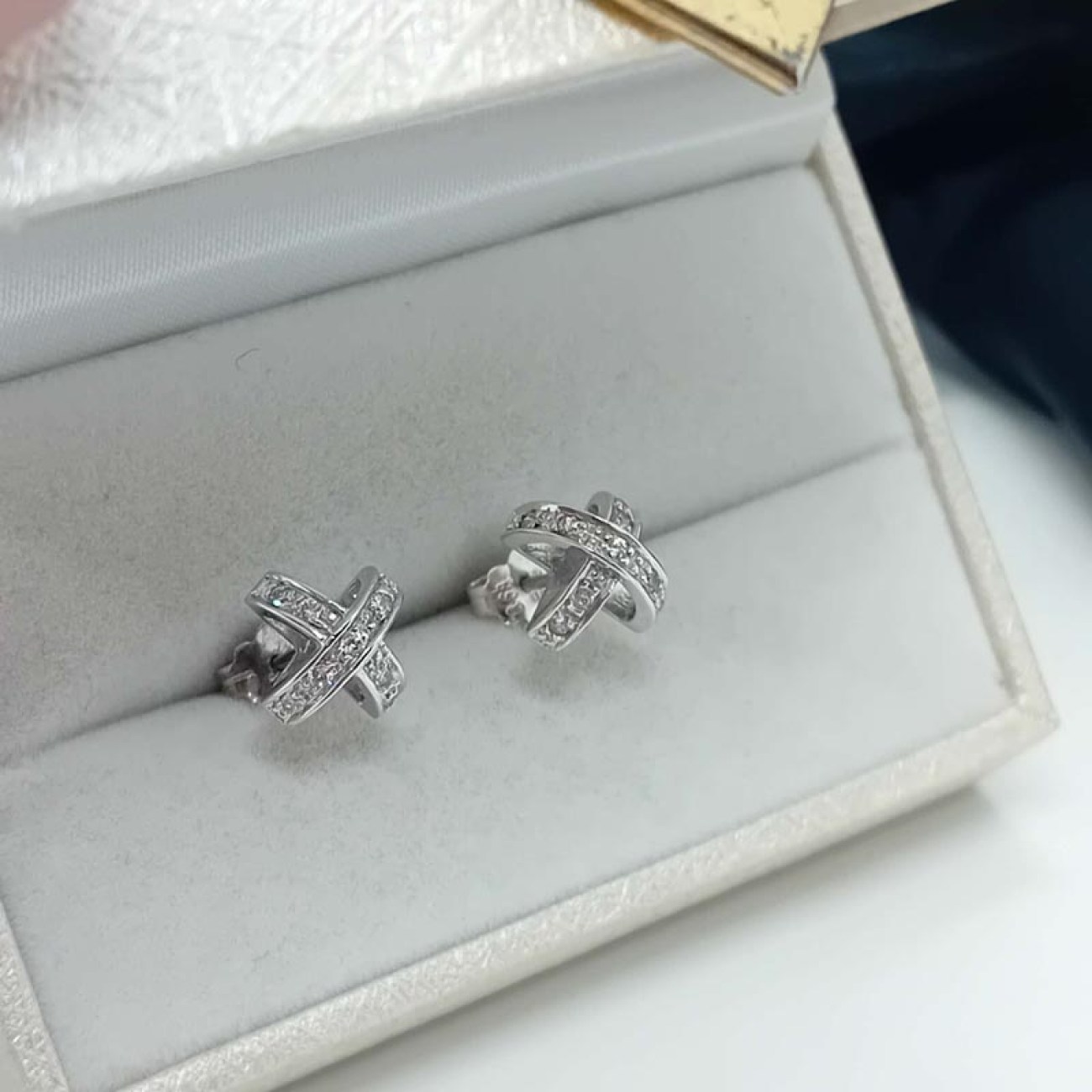 6d79f5c4-1aba-451b-8cda-9eb90ff25939