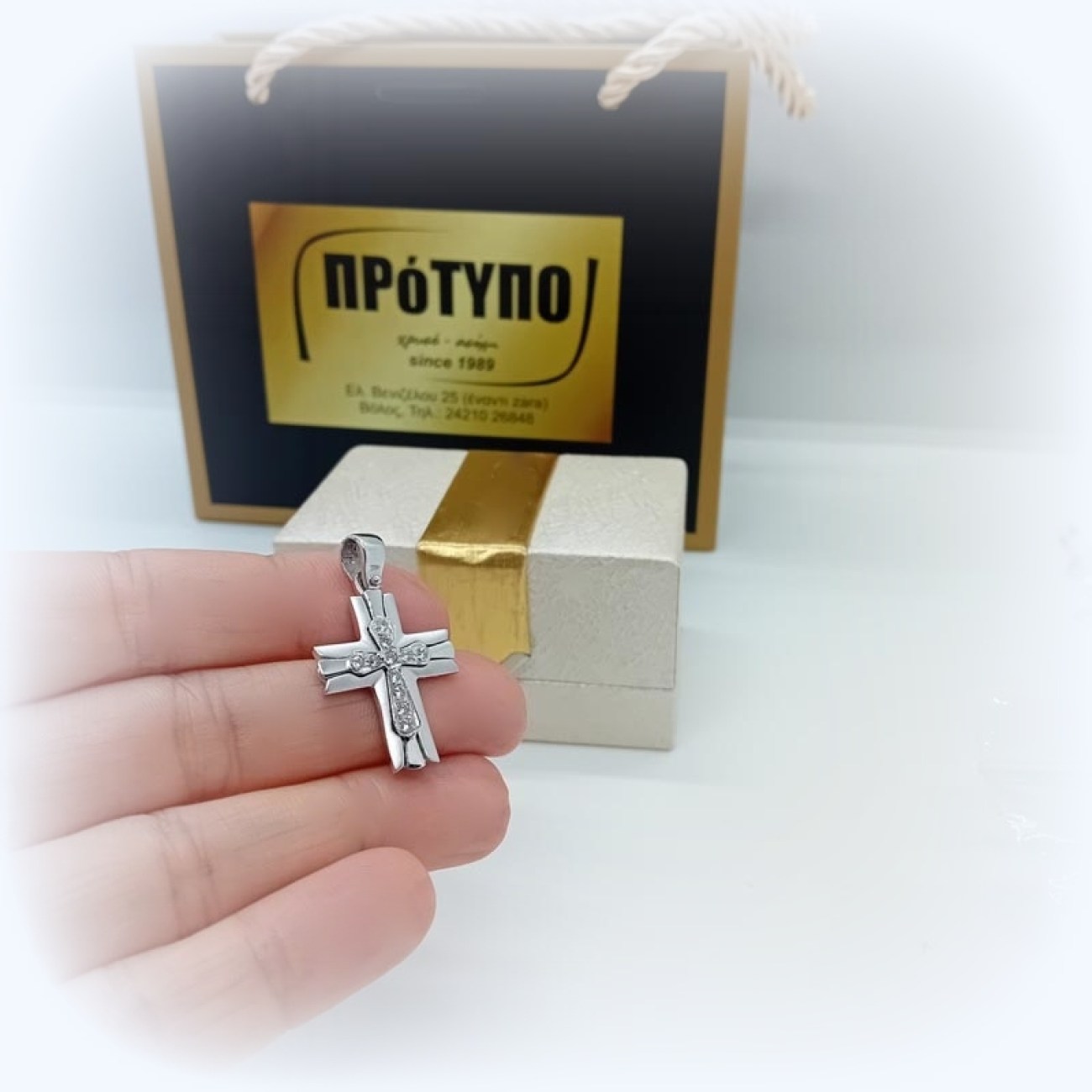 6f9c8abb-e5d2-4c95-a736-ef52700a7e81