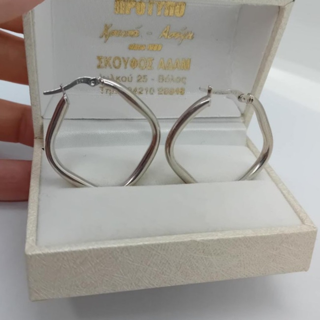 73e54c8d-5707-4619-94bc-dbb47c9d83a688