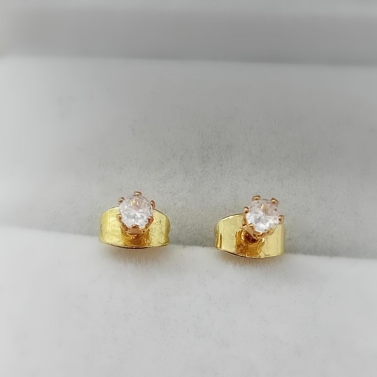 Σκουλαρίκια μονοπετράκια "ψειρίτσες" επιχρυσωμένο ΑΣΗΜΙ με ζιργκόν