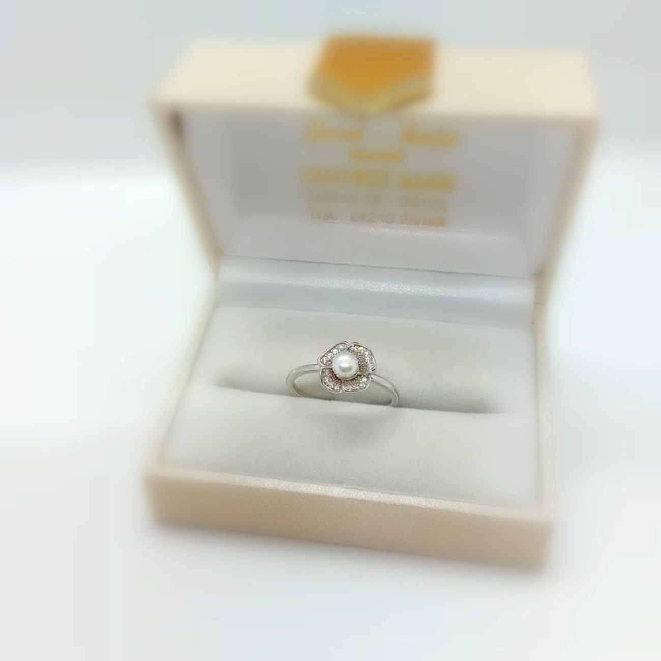 ΑΣΗΜΕΝΙΟ δαχτυλίδι άνθος με πέρλα