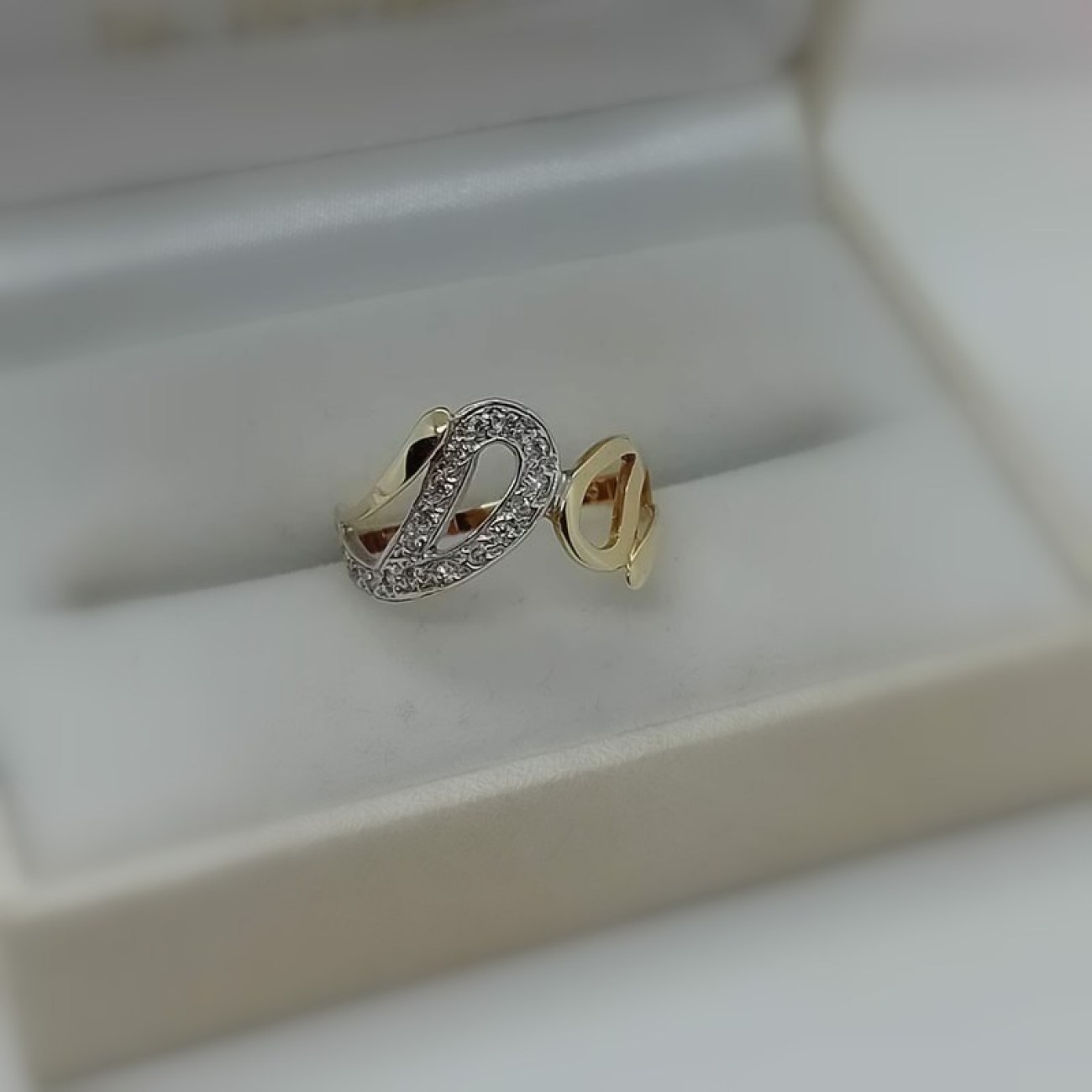 8ff54bce-63ec-4c5b-9bee-3a6295952f8f