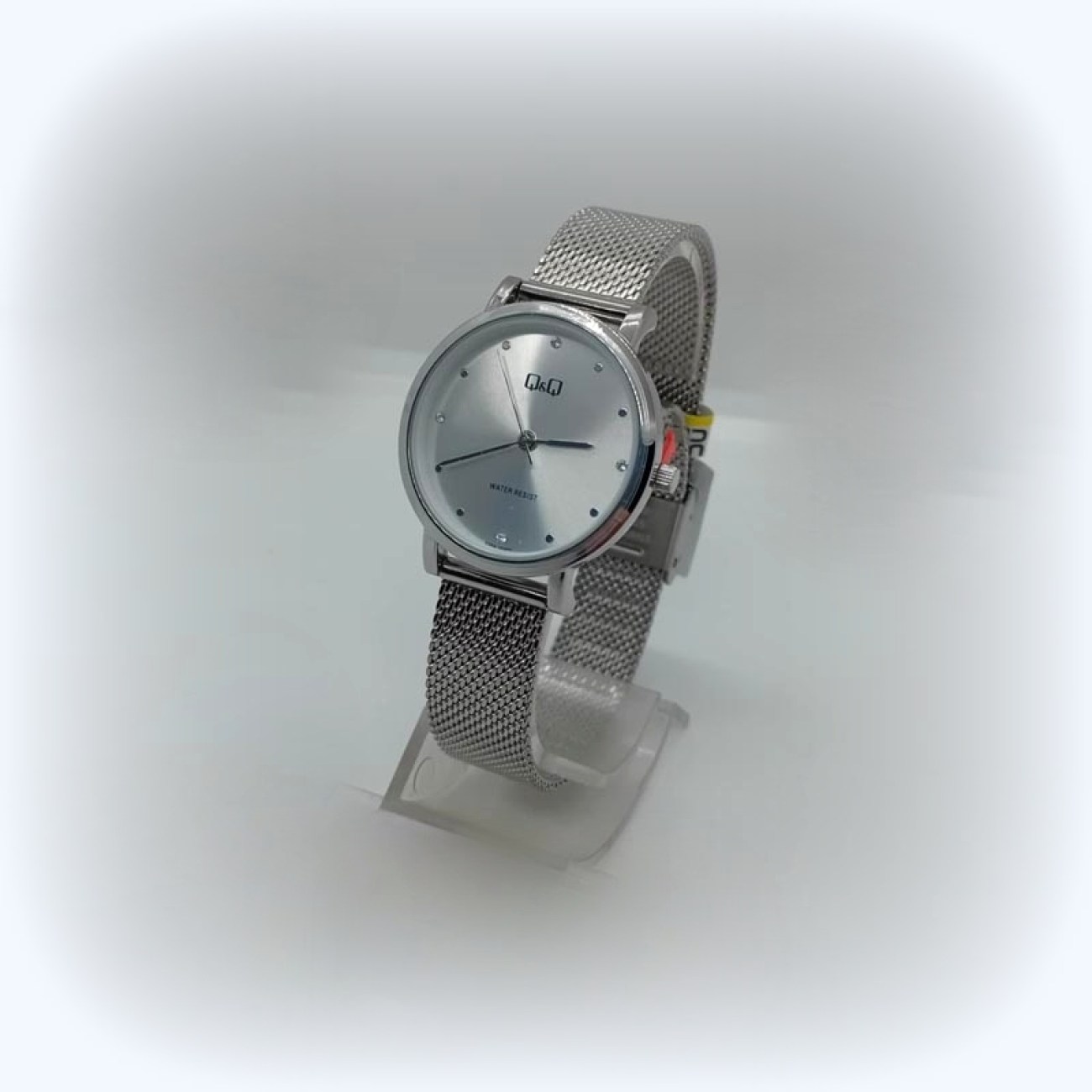 Ρολόι Q&Q γυναικείο-λεπτό μπρασελέ ασημί