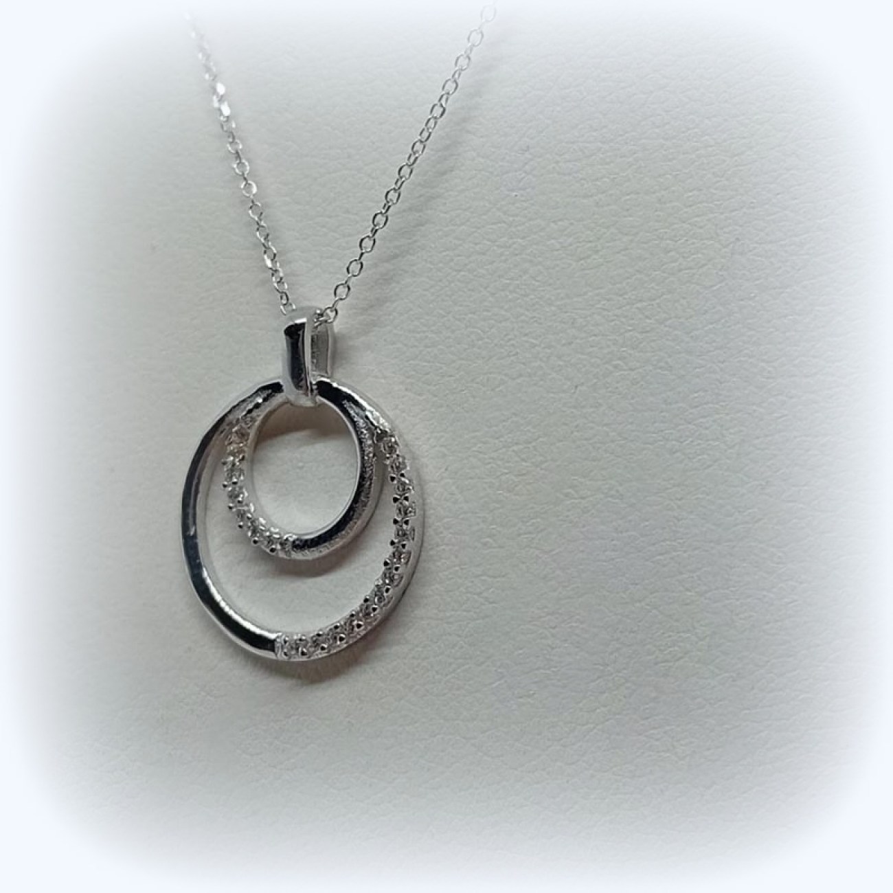 915a66c5-ae27-4f1b-ac2f-d87ec3b9532e_1