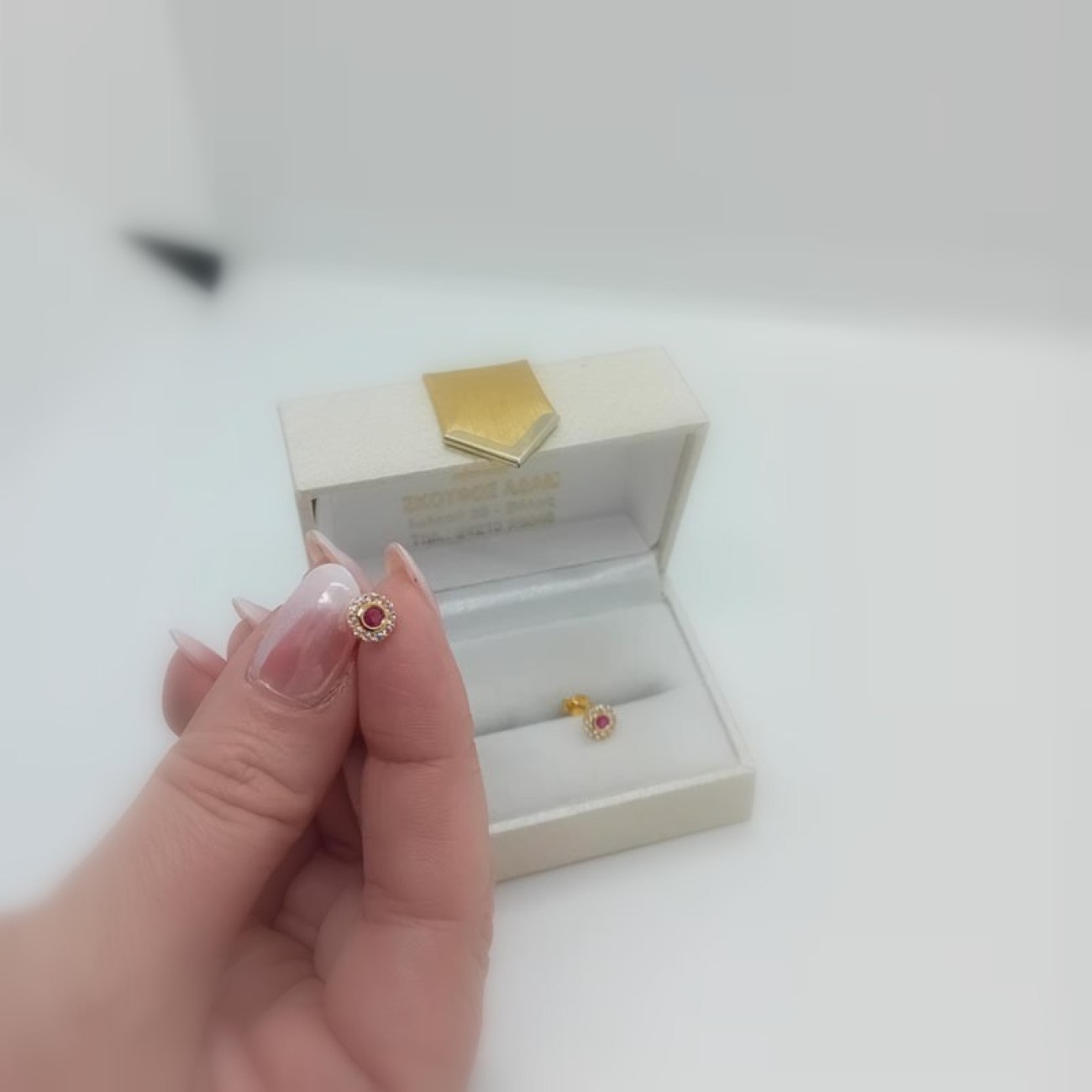 9a2a161e-9080-4b8b-a6be-58d29b78c30b56