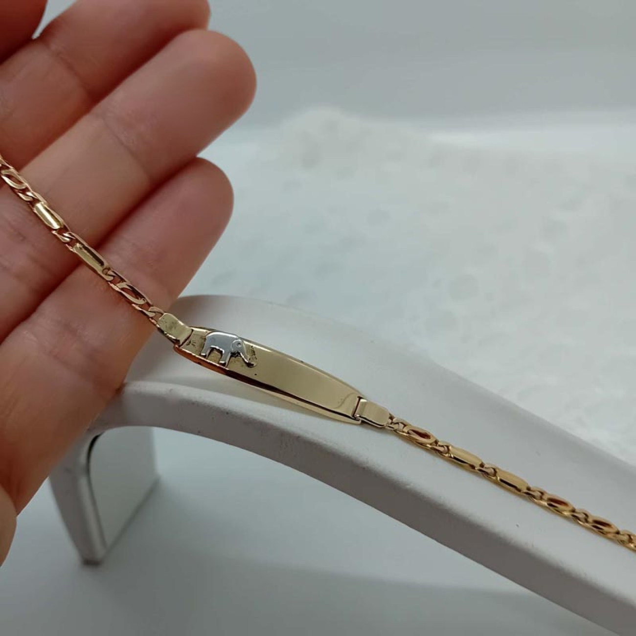 Παιδική ταυτότητα χρυσή unisex με ελεφαντάκι